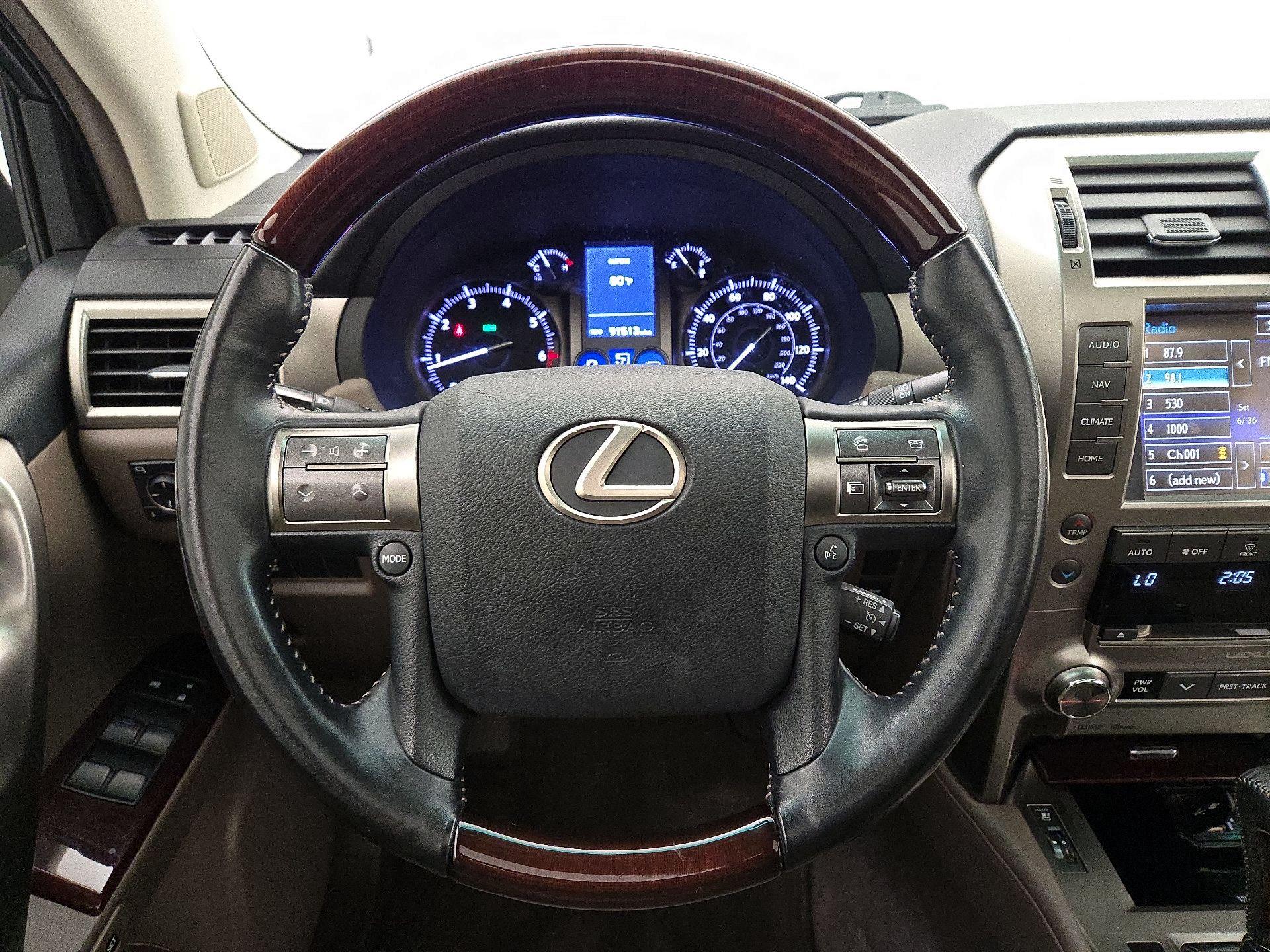 Thumbnail: 2019 Lexus GX - 10