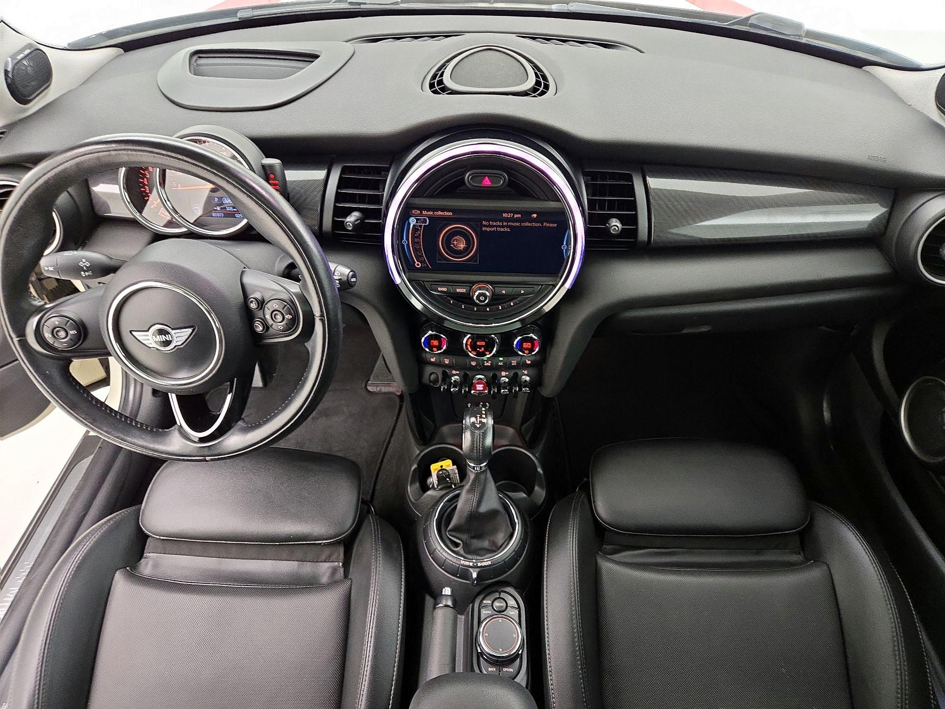 Thumbnail: 2015 MINI Cooper Hardtop - 9