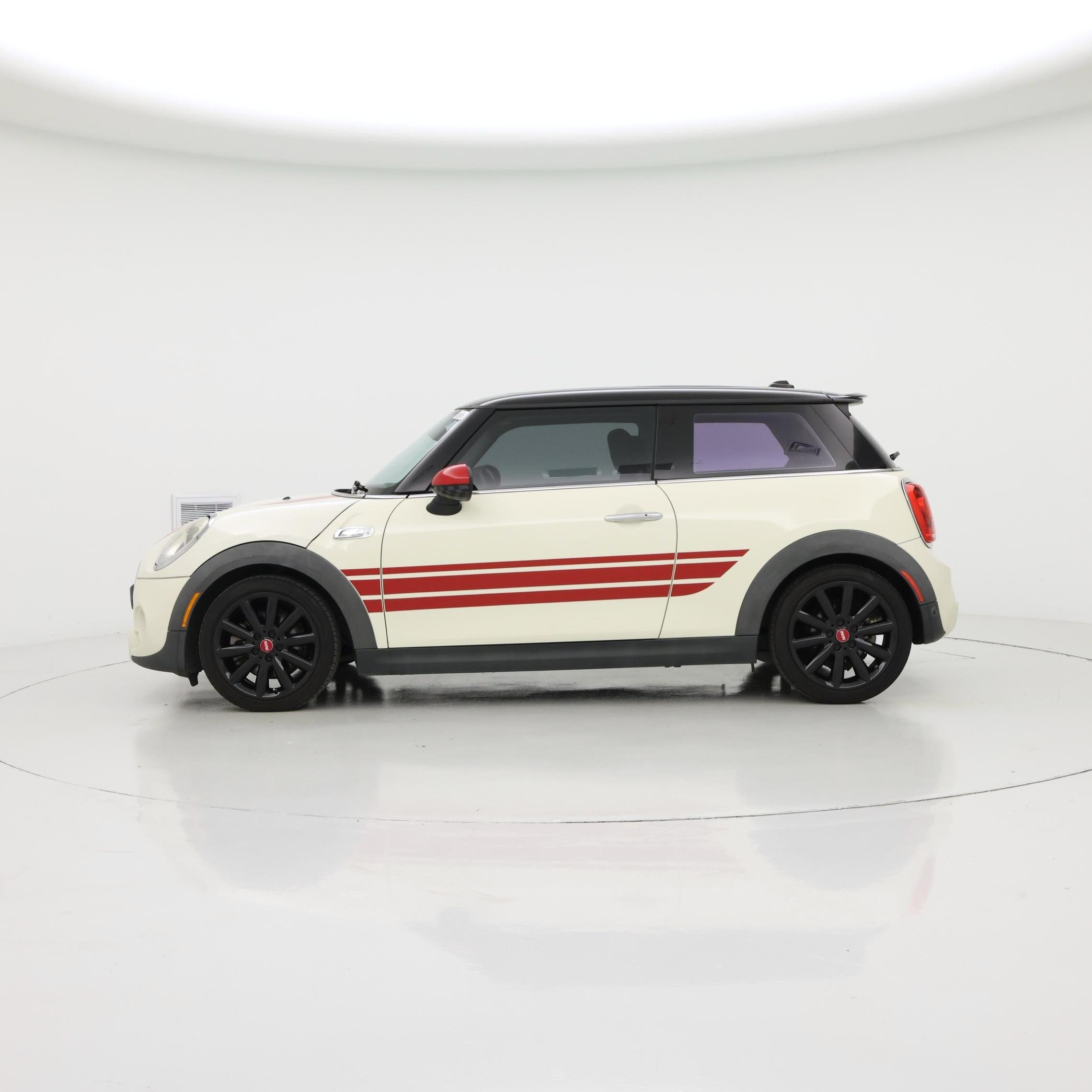 Thumbnail: 2015 MINI Cooper Hardtop - 3