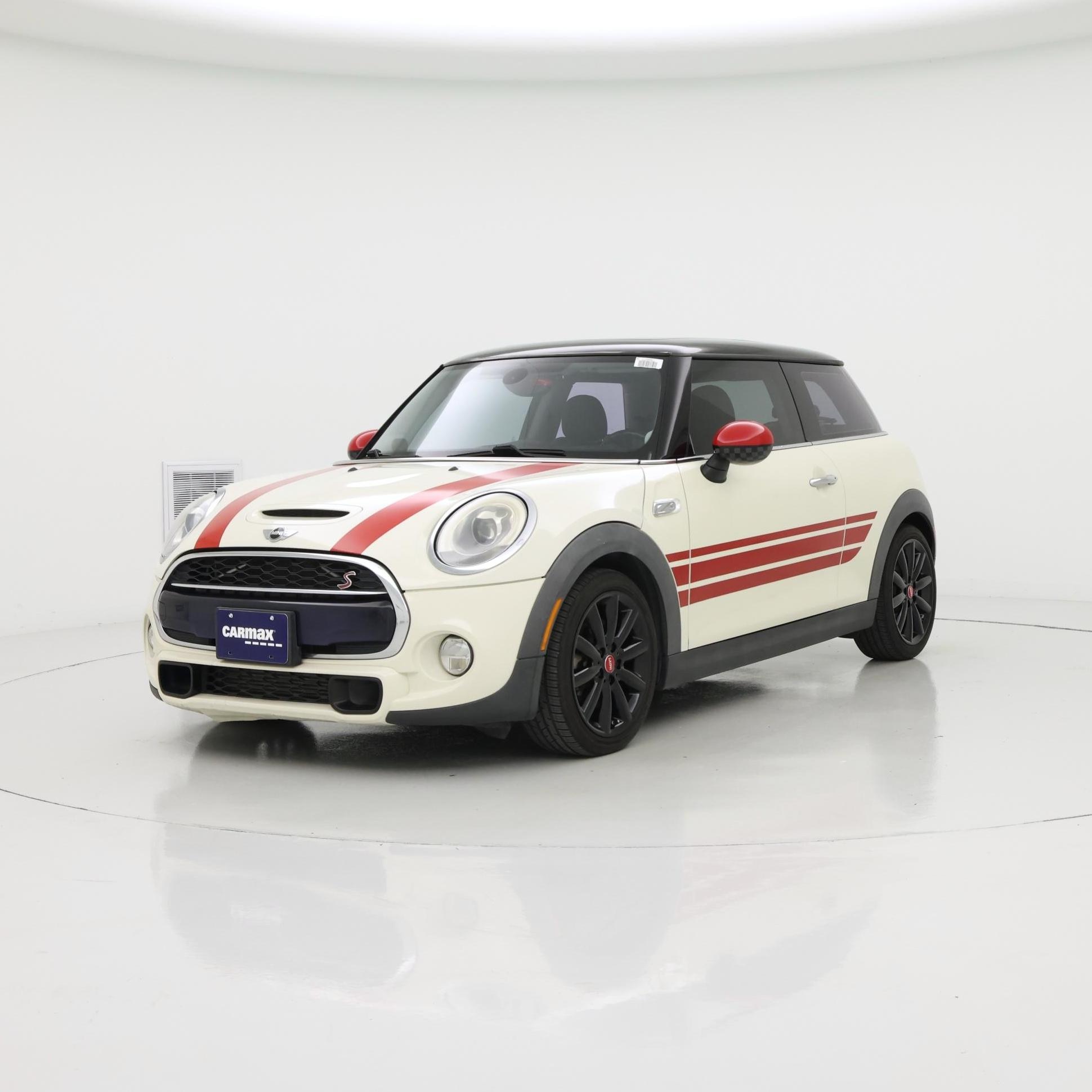 Thumbnail: 2015 MINI Cooper Hardtop - 4