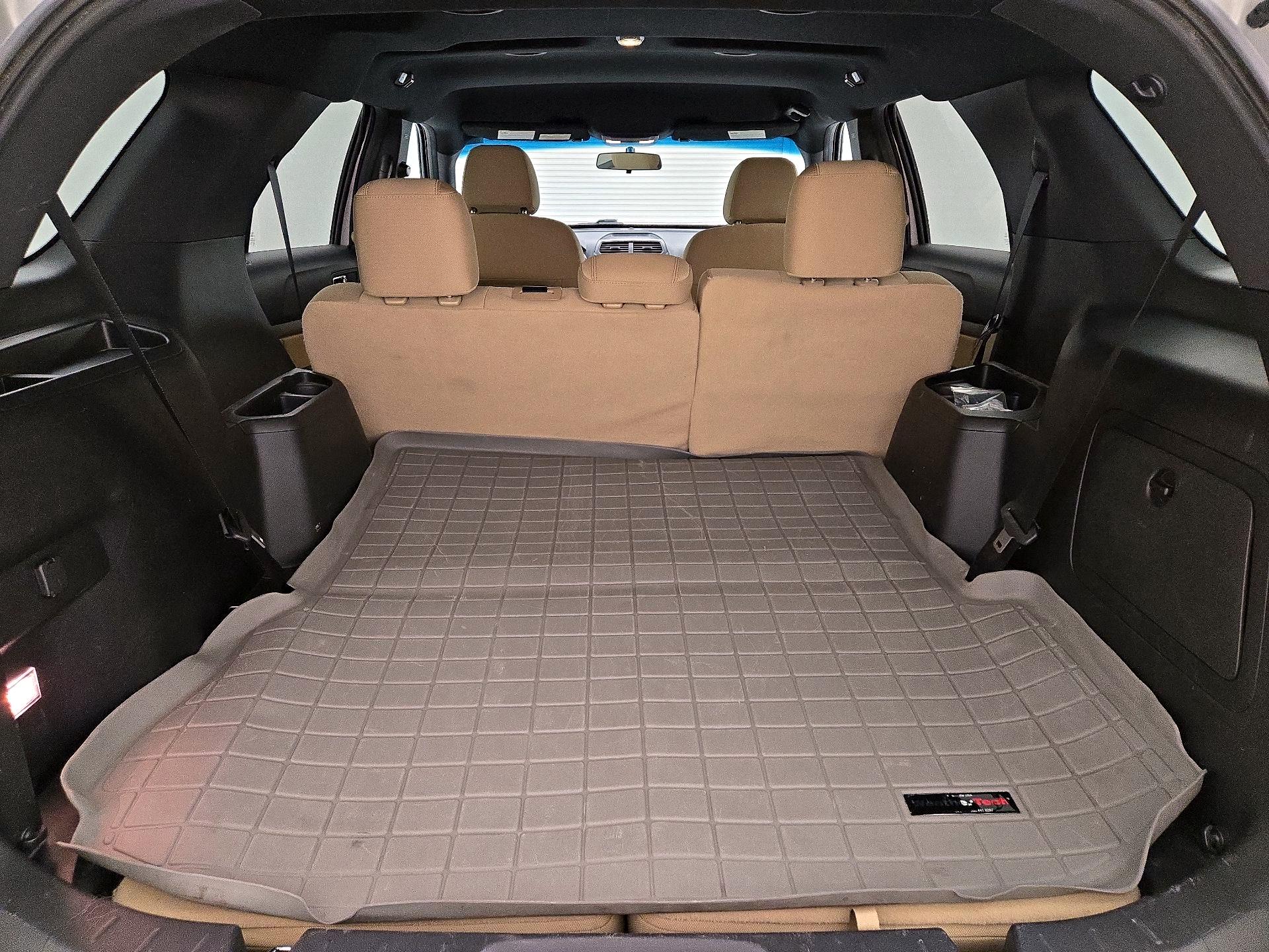 Thumbnail: 2016 Ford Explorer - 20