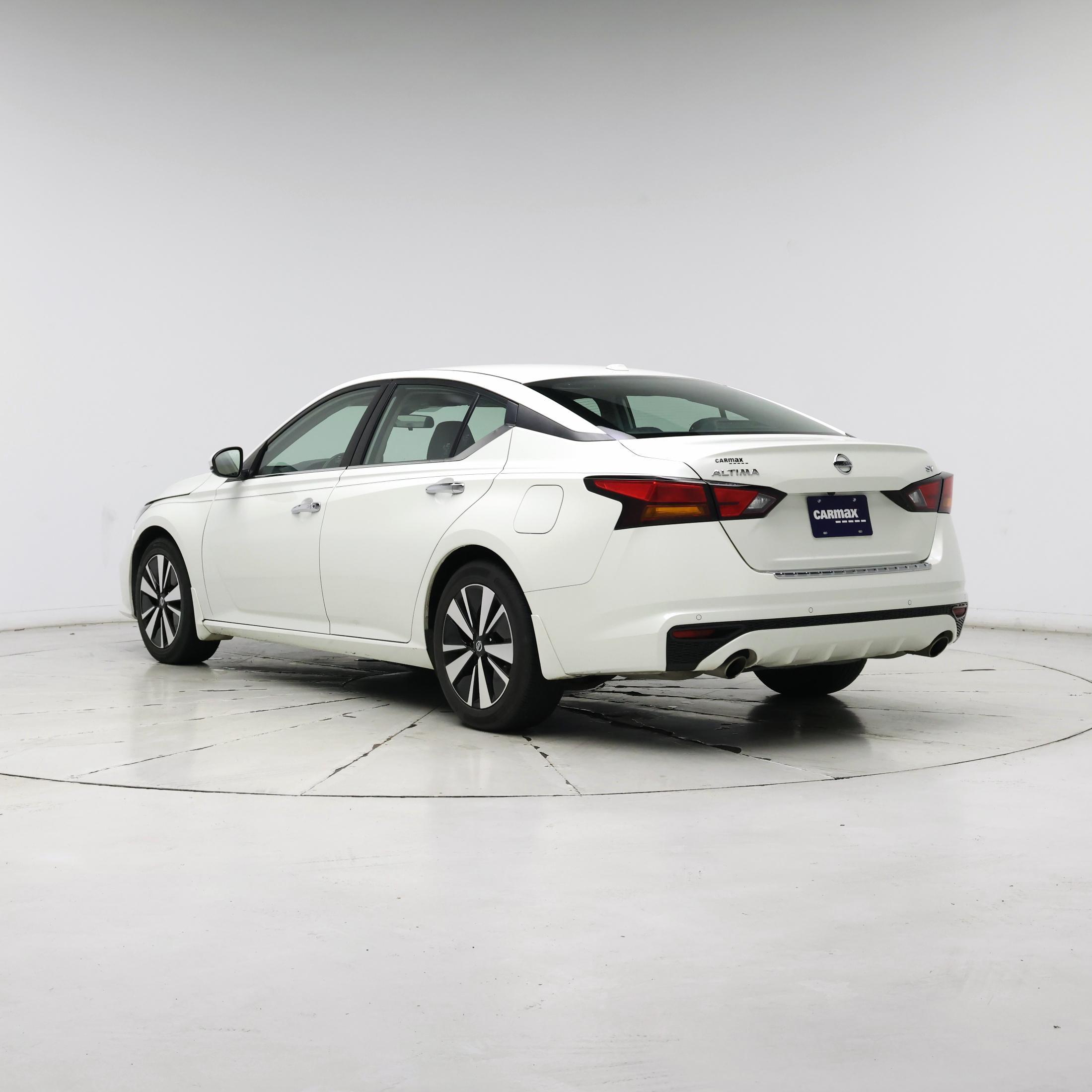 Thumbnail: 2021 Nissan Altima - 2