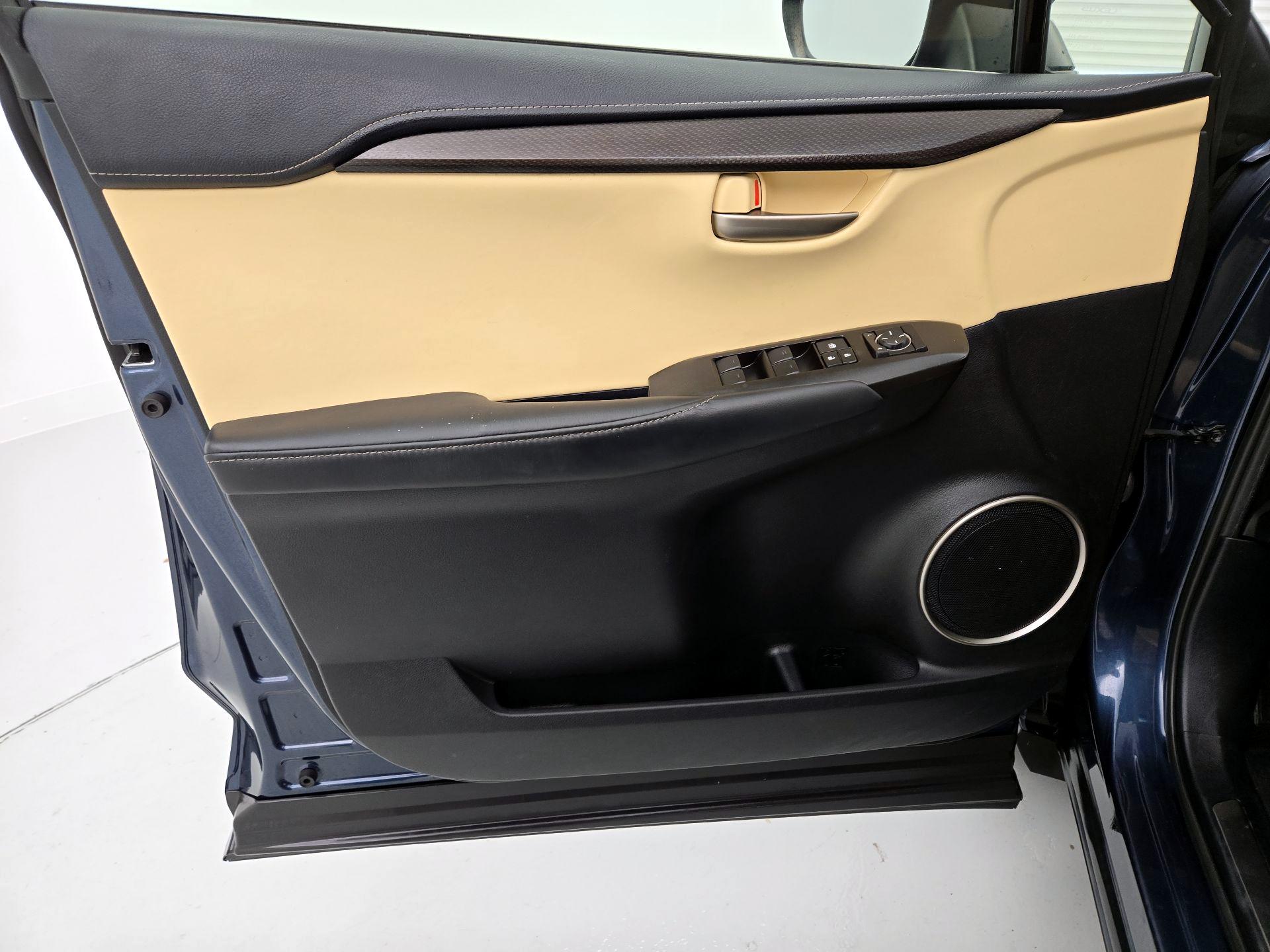 Thumbnail: 2015 Lexus NX - 12