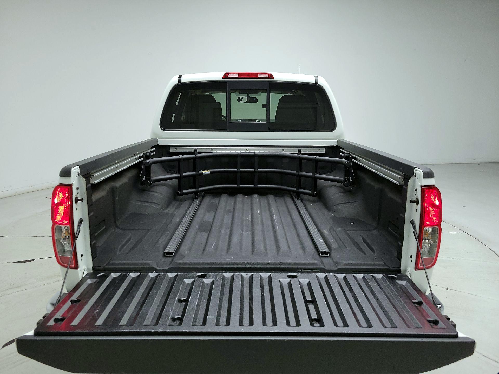 Thumbnail: 2019 Nissan Frontier - 19