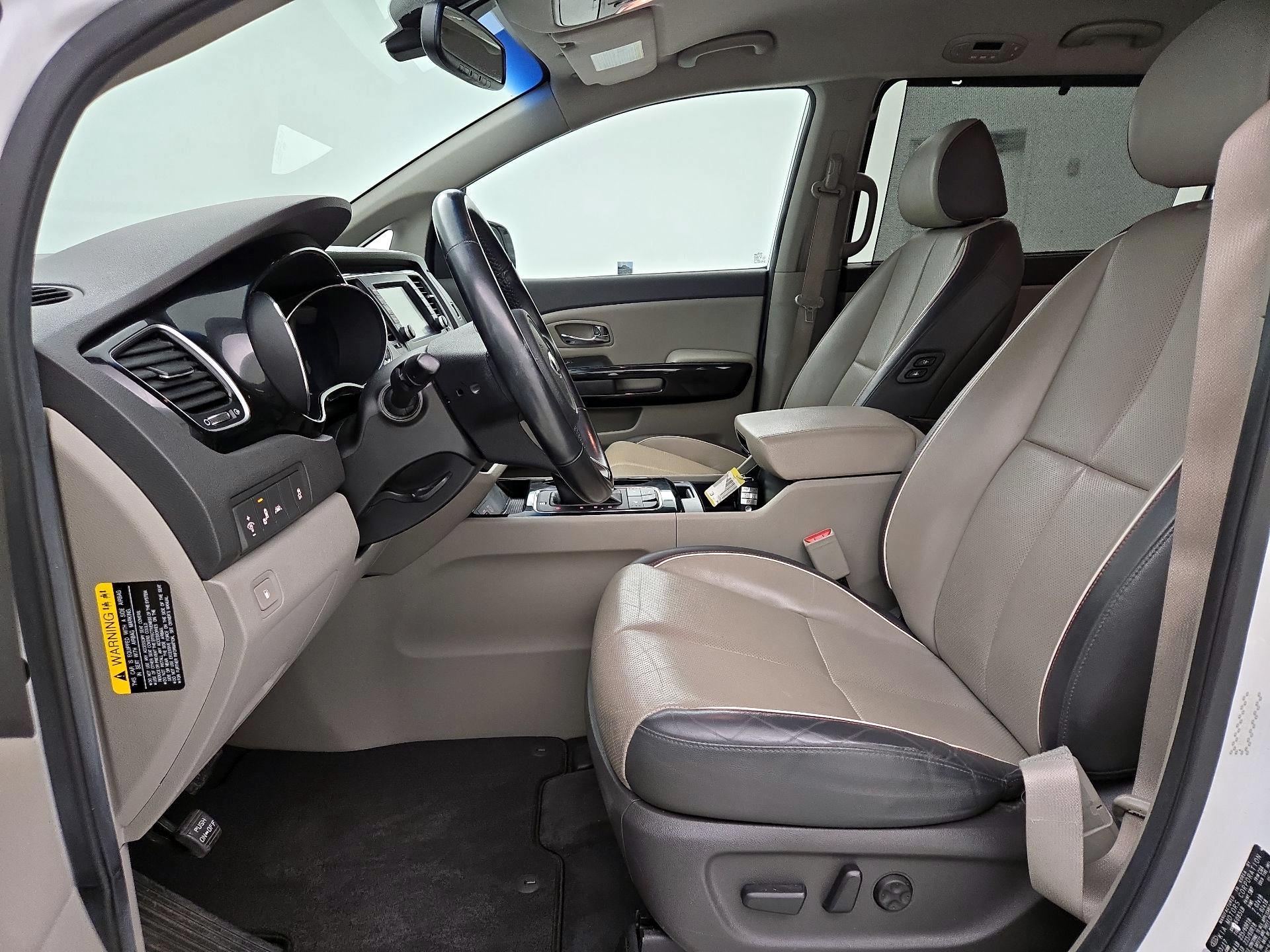 Thumbnail: 2017 Kia Sedona - 11
