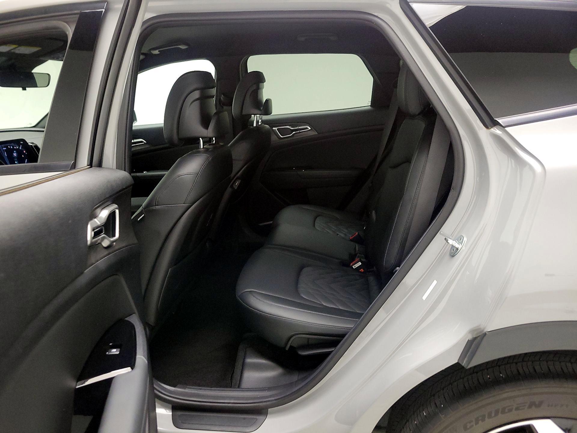 Thumbnail: 2023 Kia Sportage - 20