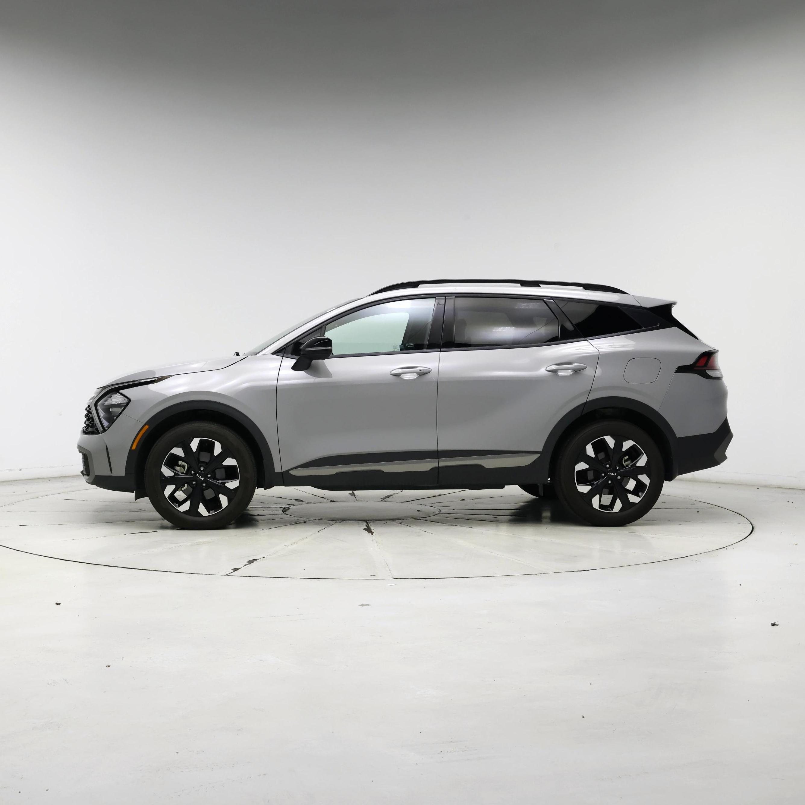 Thumbnail: 2023 Kia Sportage - 3