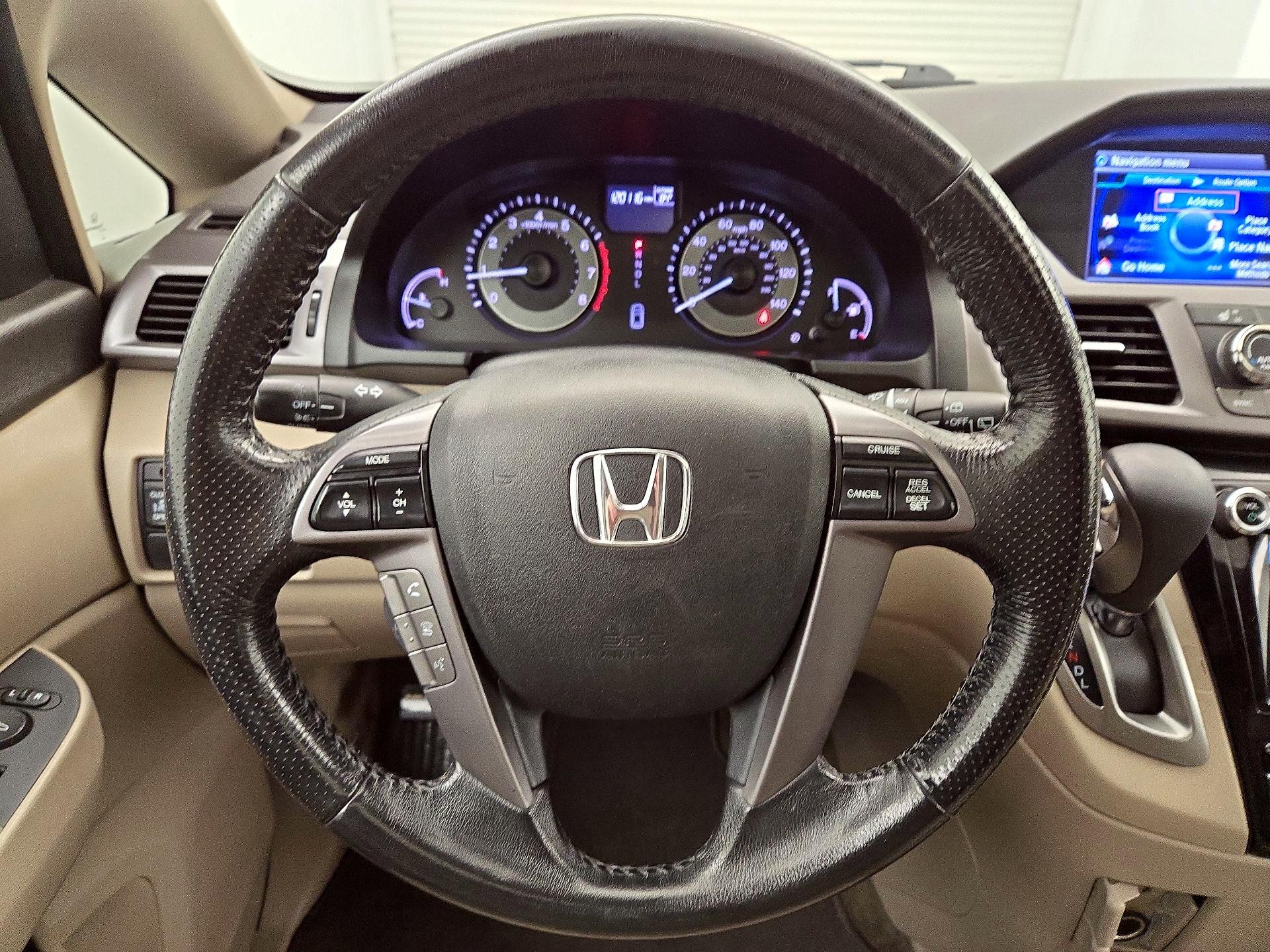 Thumbnail: 2014 Honda Odyssey - 10