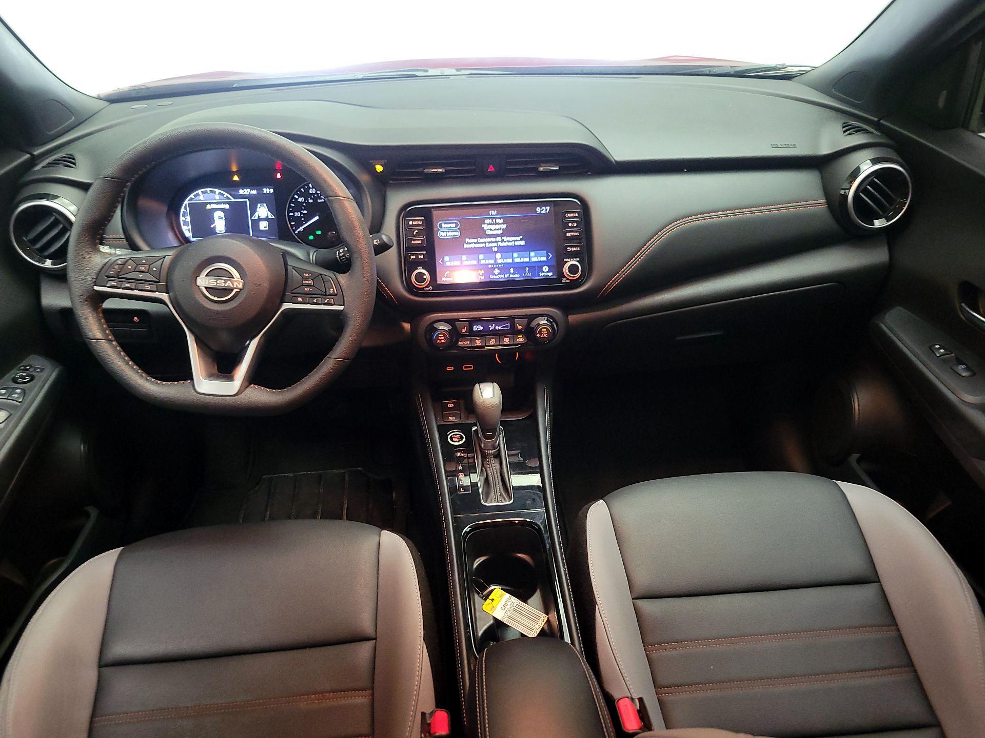 Thumbnail: 2023 Nissan Kicks - 9