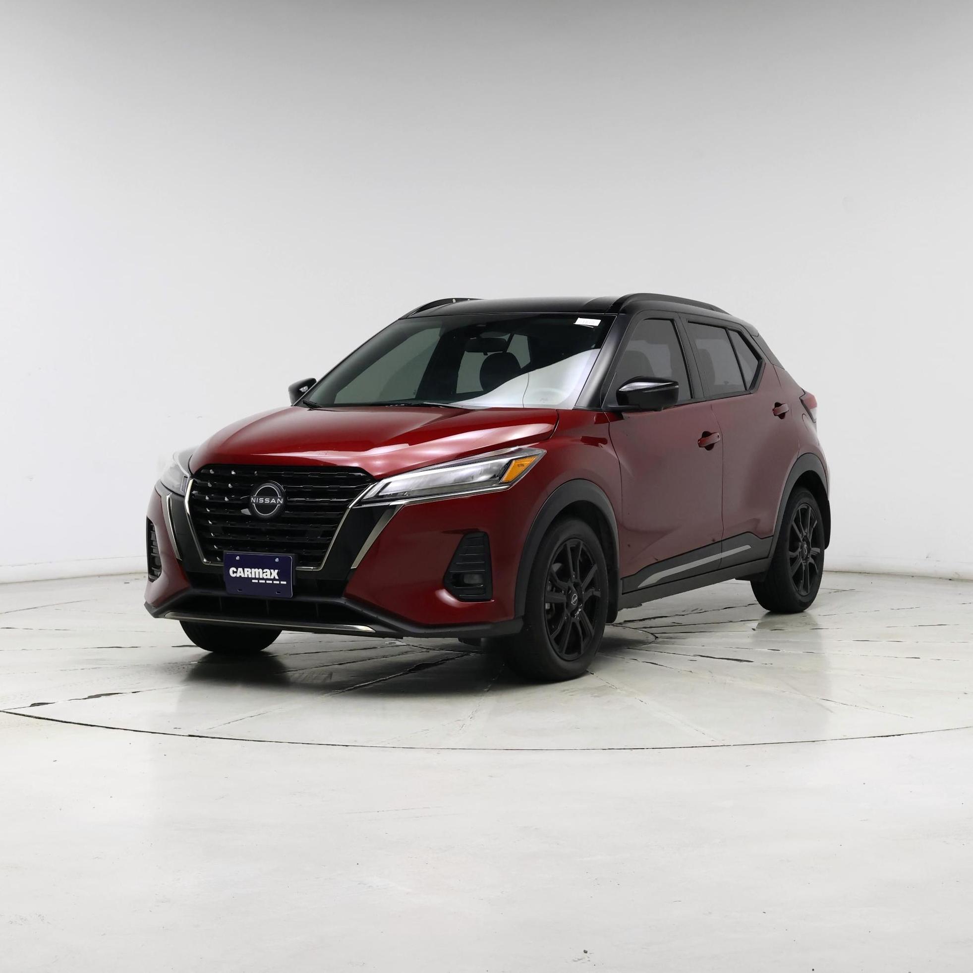 Thumbnail: 2023 Nissan Kicks - 4