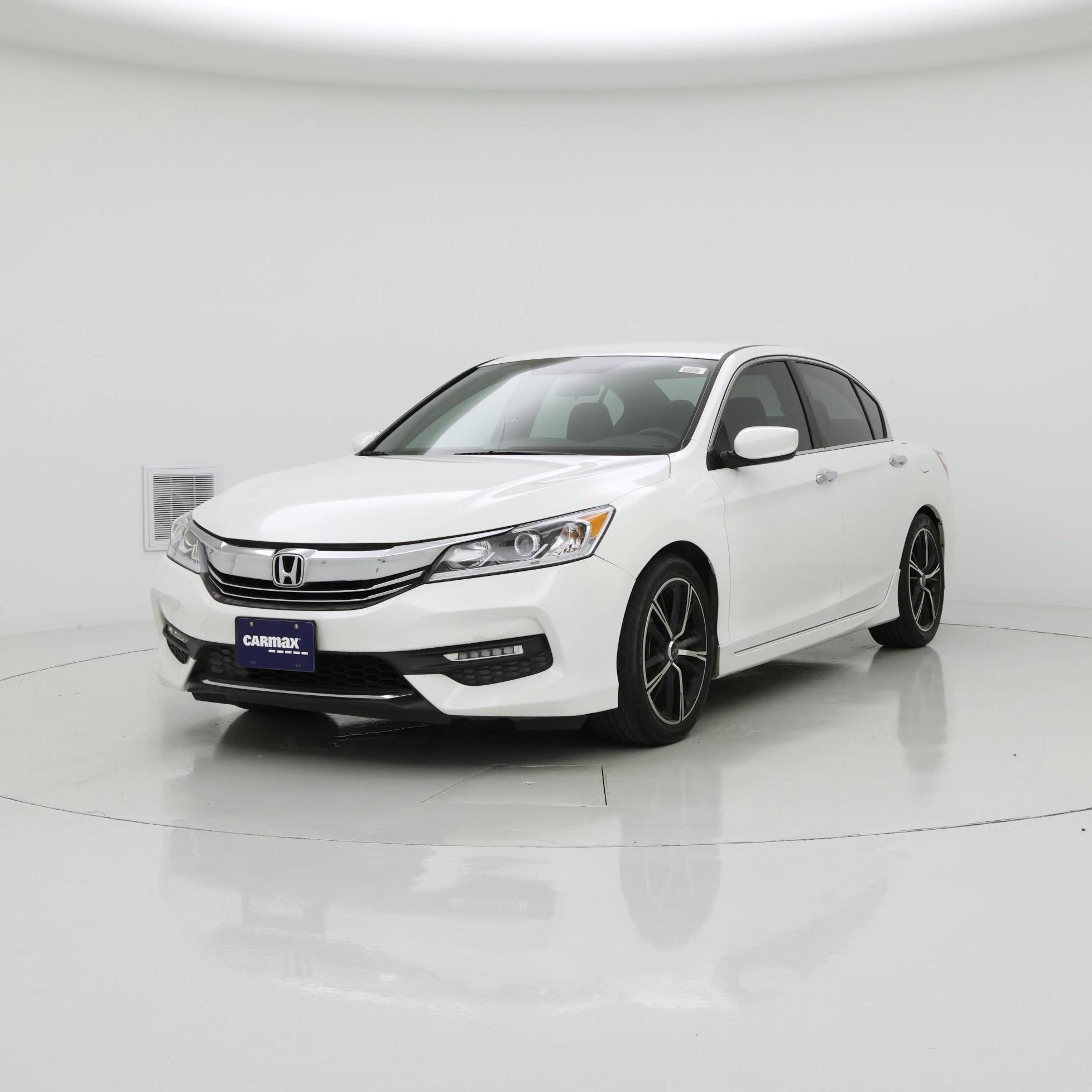 Thumbnail: 2017 Honda Accord - 4