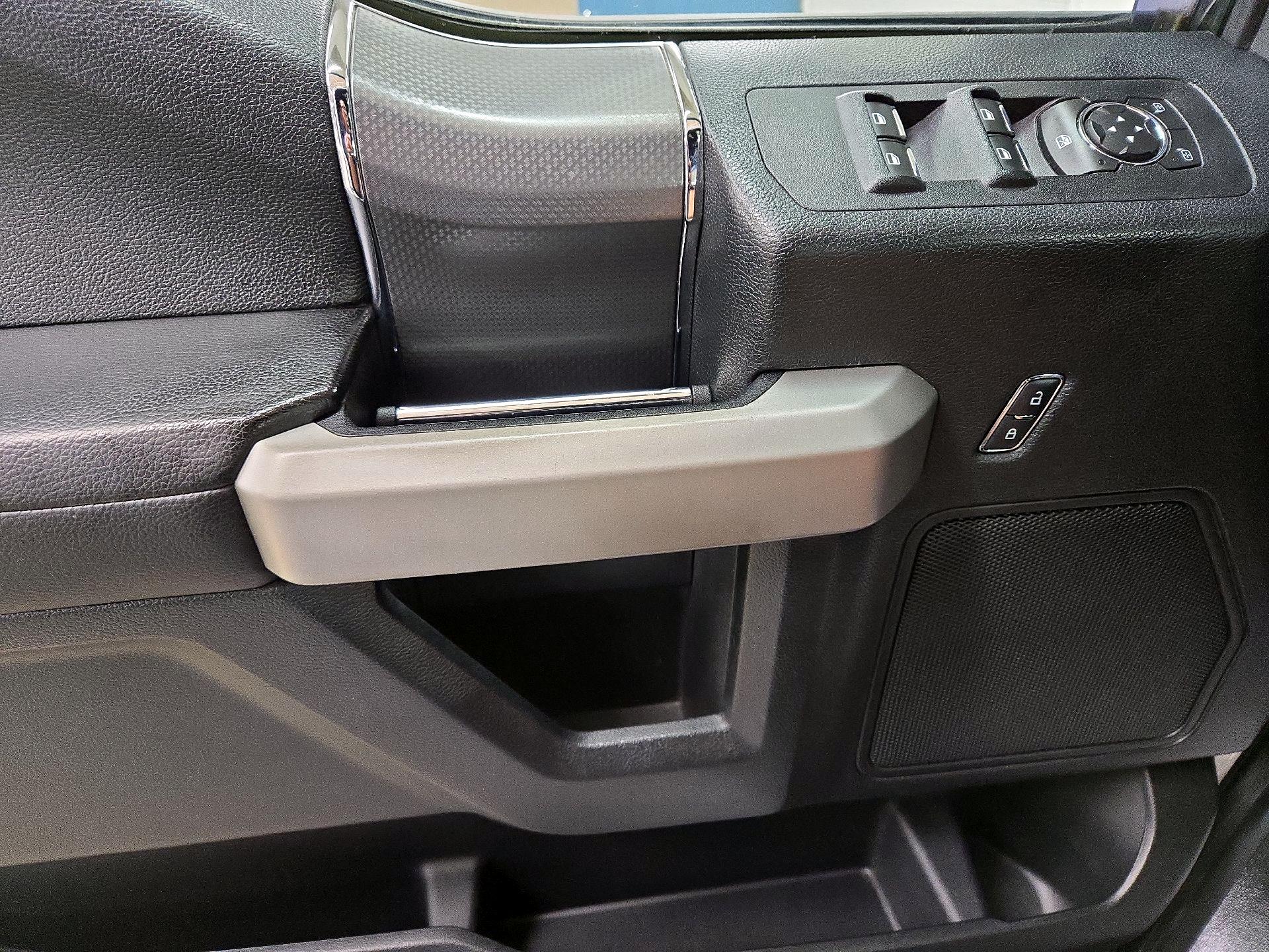 Thumbnail: 2016 Ford F-150 - 12