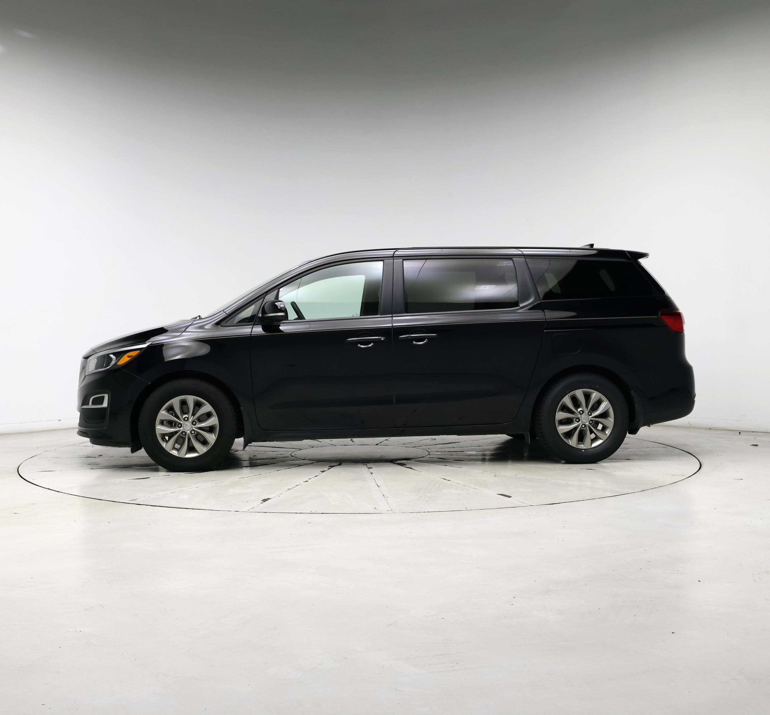 Thumbnail: 2020 Kia Sedona - 3