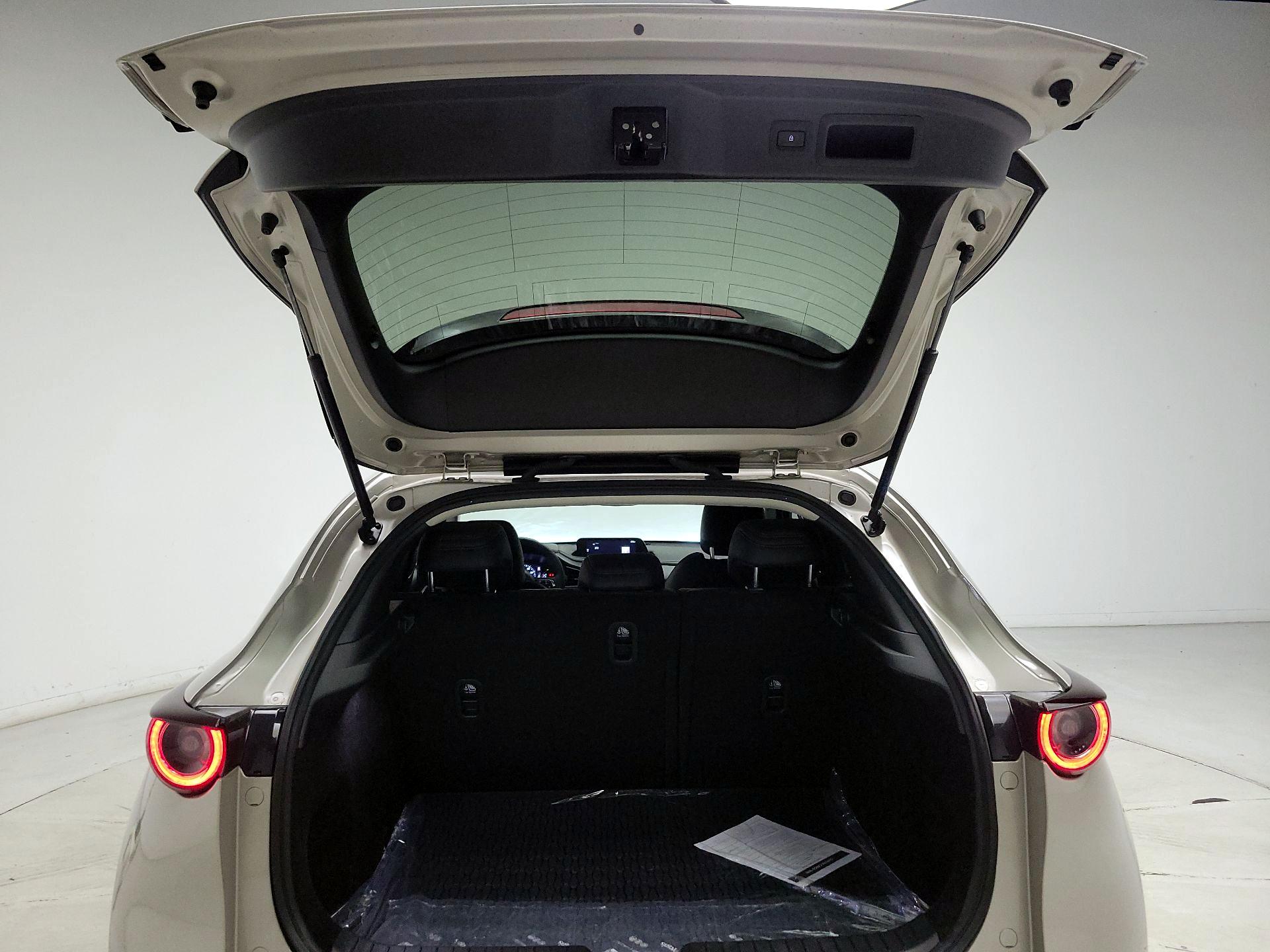 Thumbnail: 2024 Mazda CX-30 - 18