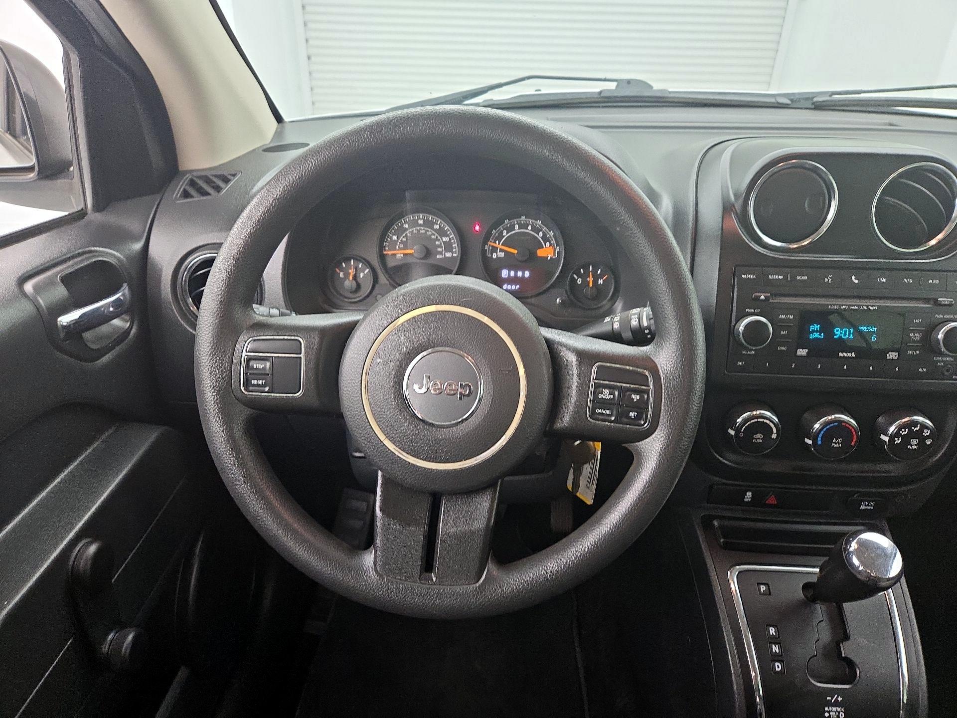 Thumbnail: 2016 Jeep Compass - 10