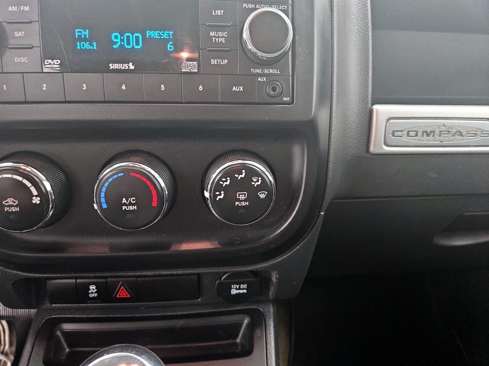 Thumbnail: 2016 Jeep Compass - 16
