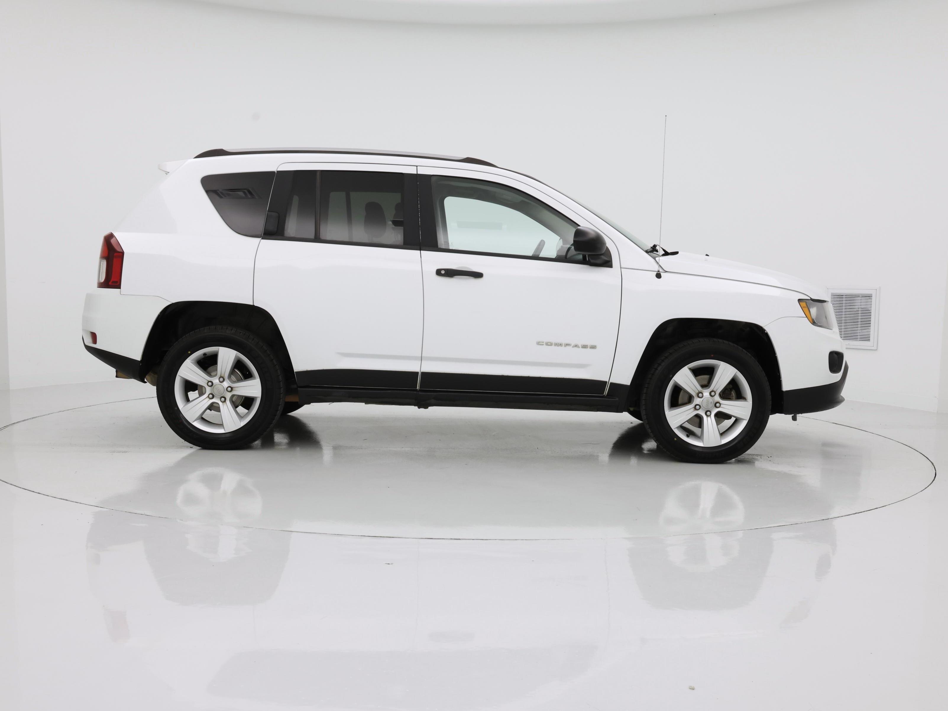 Thumbnail: 2016 Jeep Compass - 7