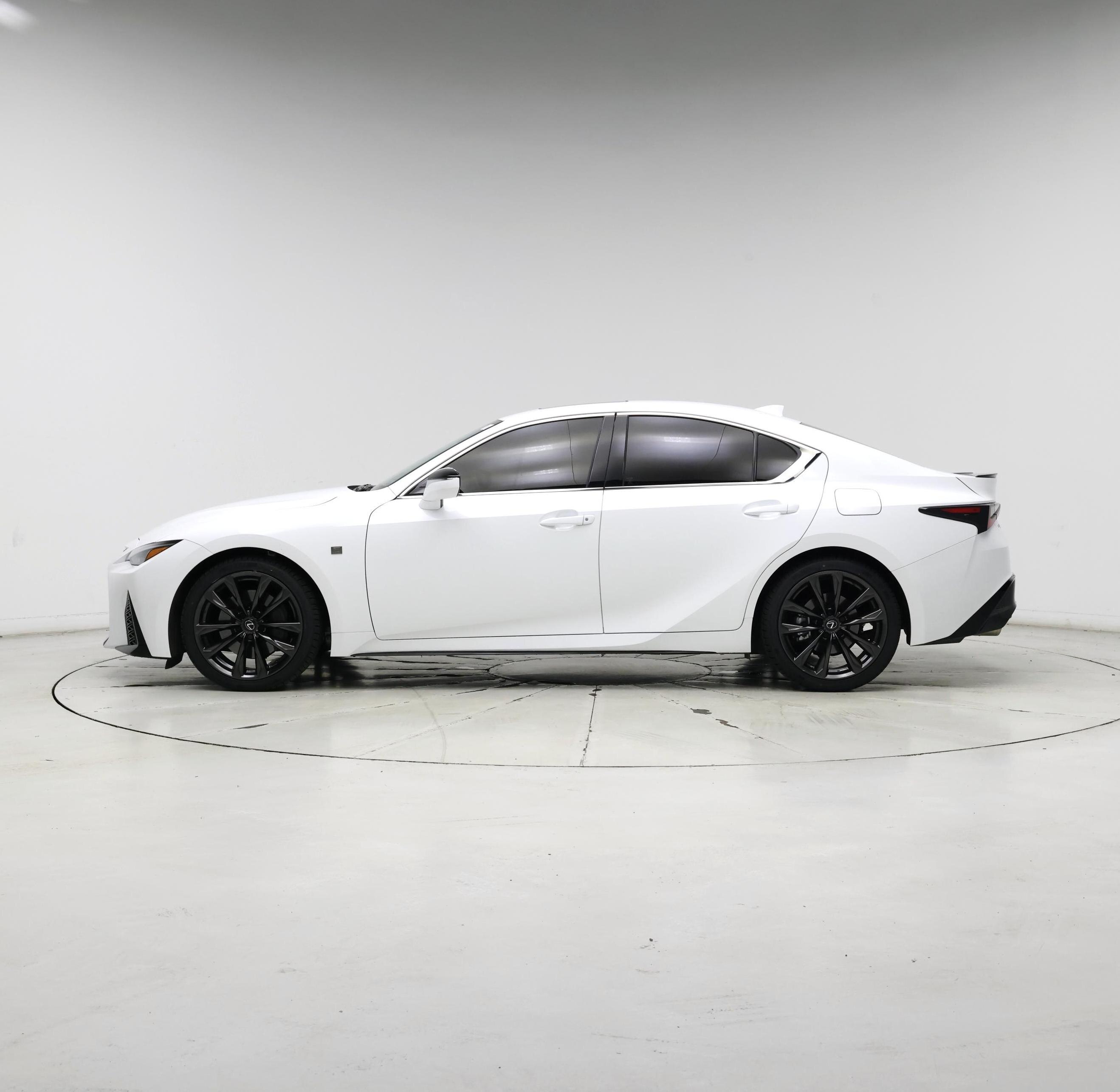 Thumbnail: 2025 Lexus IS - 3