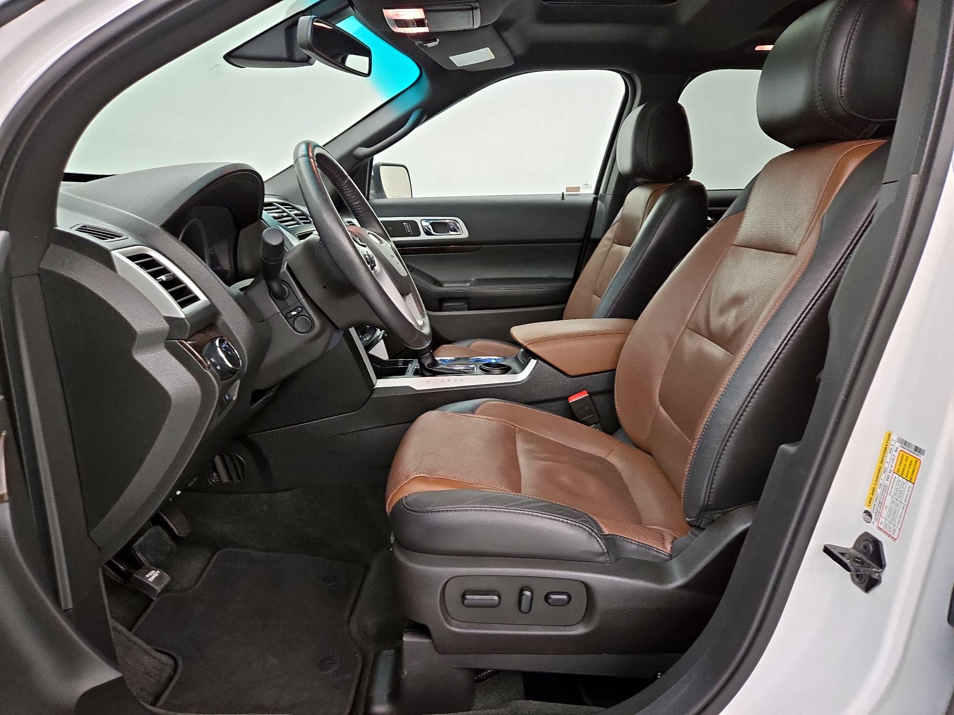 Thumbnail: 2014 Ford Explorer - 11