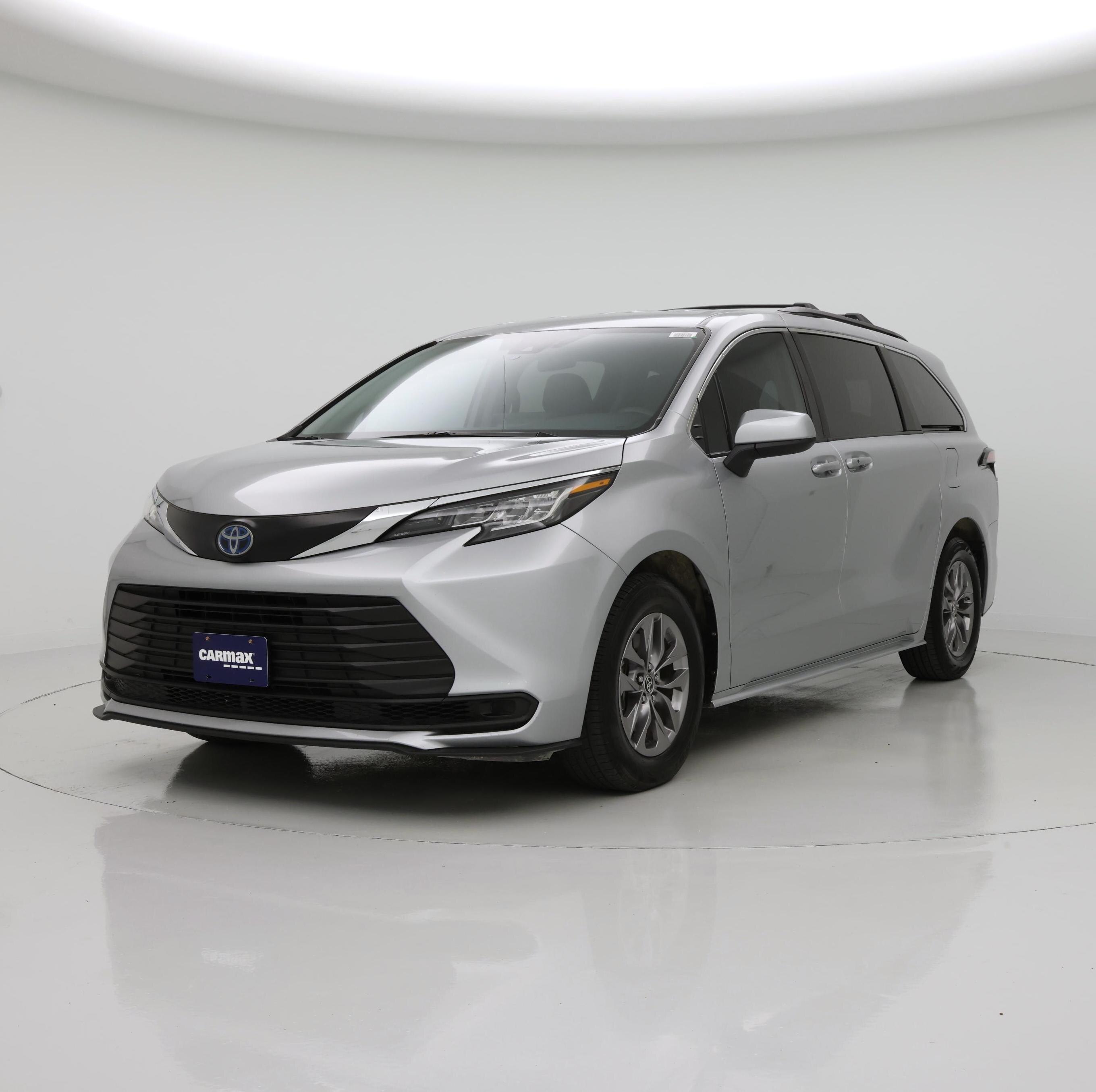 Thumbnail: 2023 Toyota Sienna - 4
