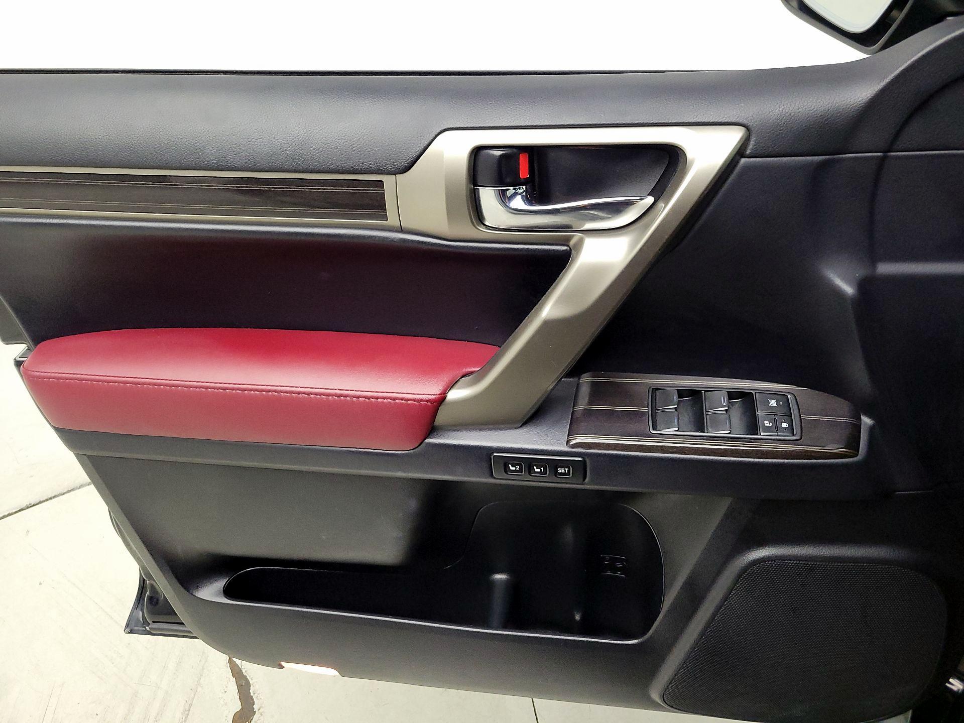 Thumbnail: 2021 Lexus GX - 12