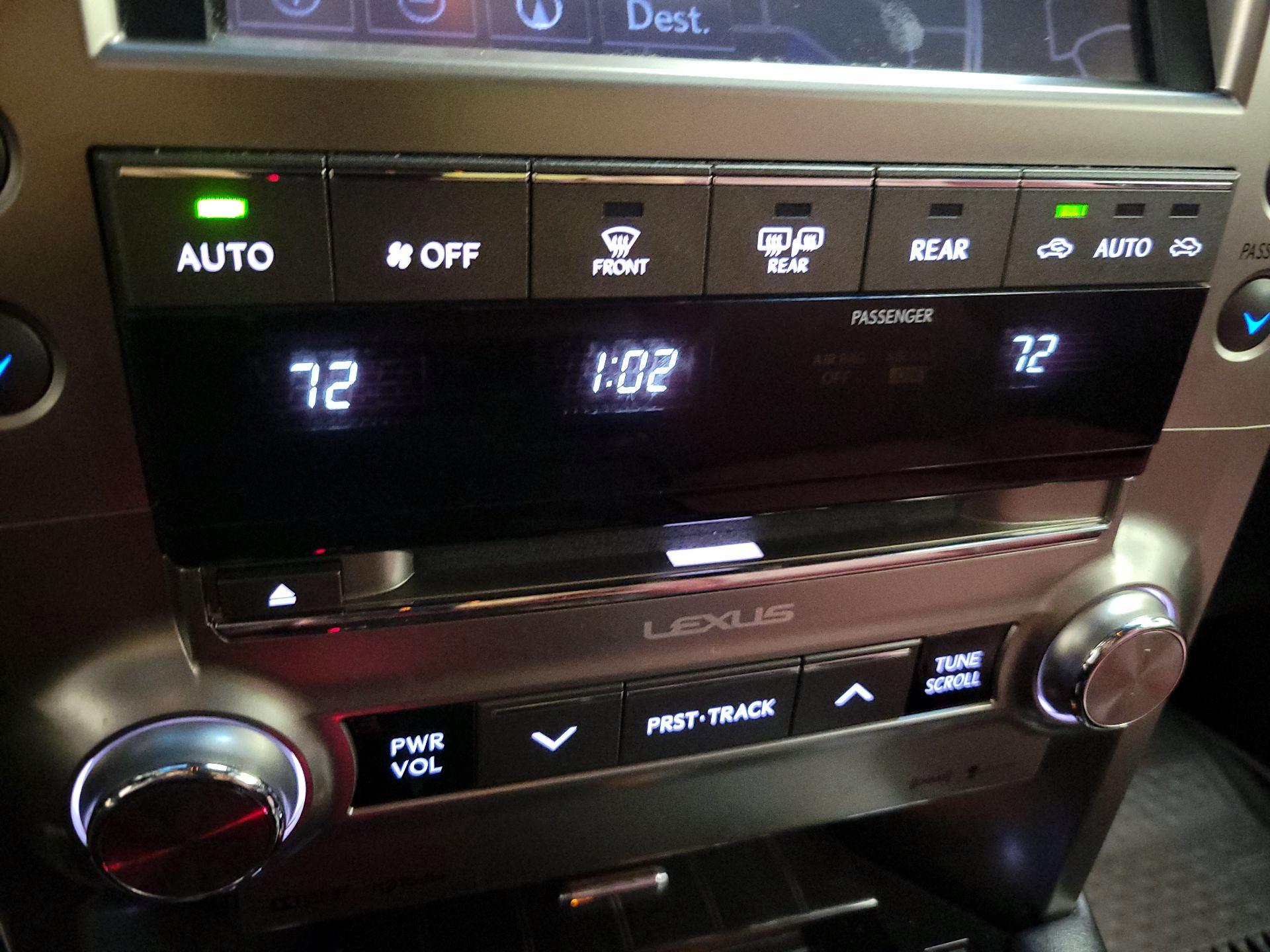 Thumbnail: 2021 Lexus GX - 17
