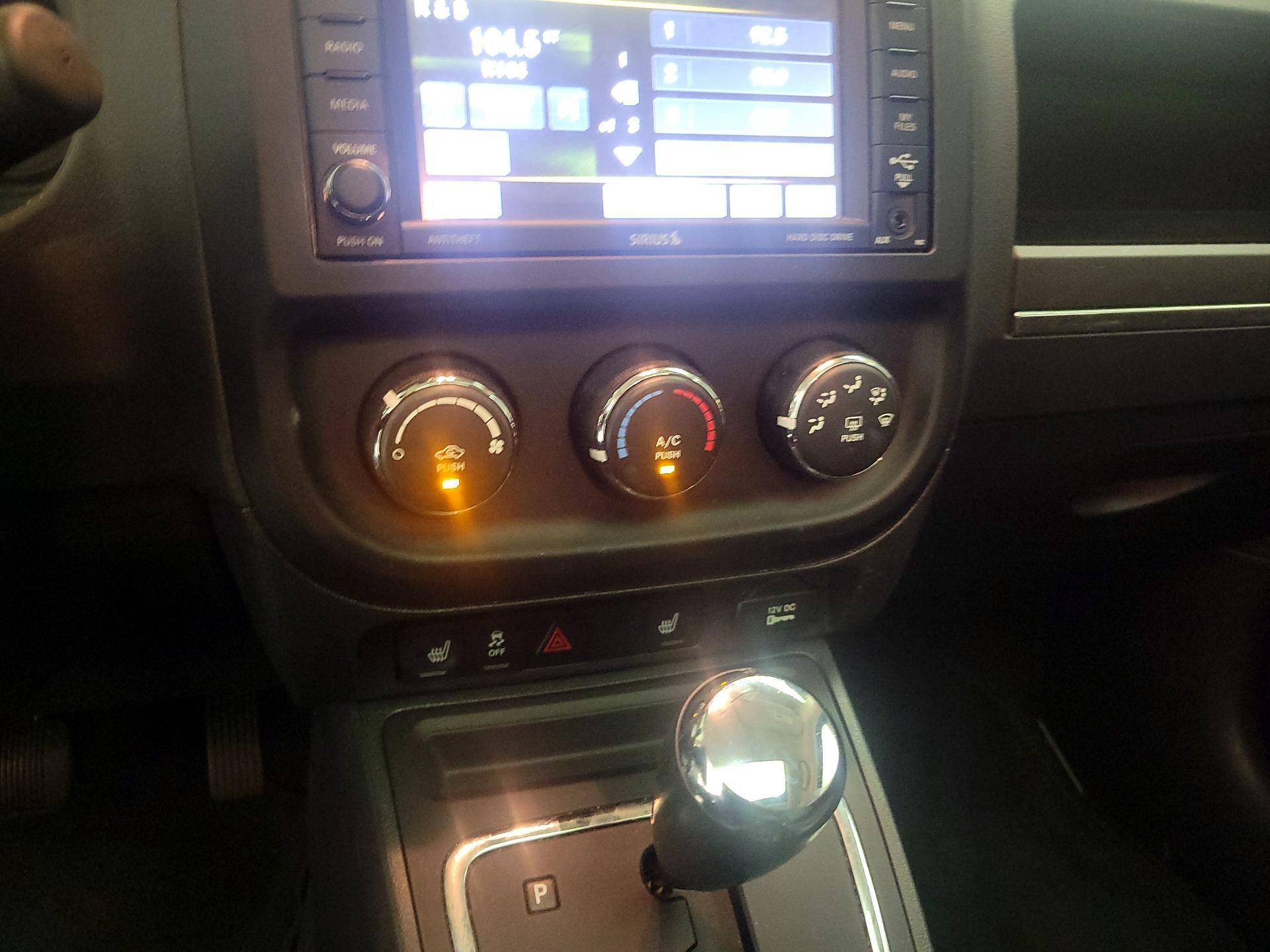 Thumbnail: 2014 Jeep Patriot - 14