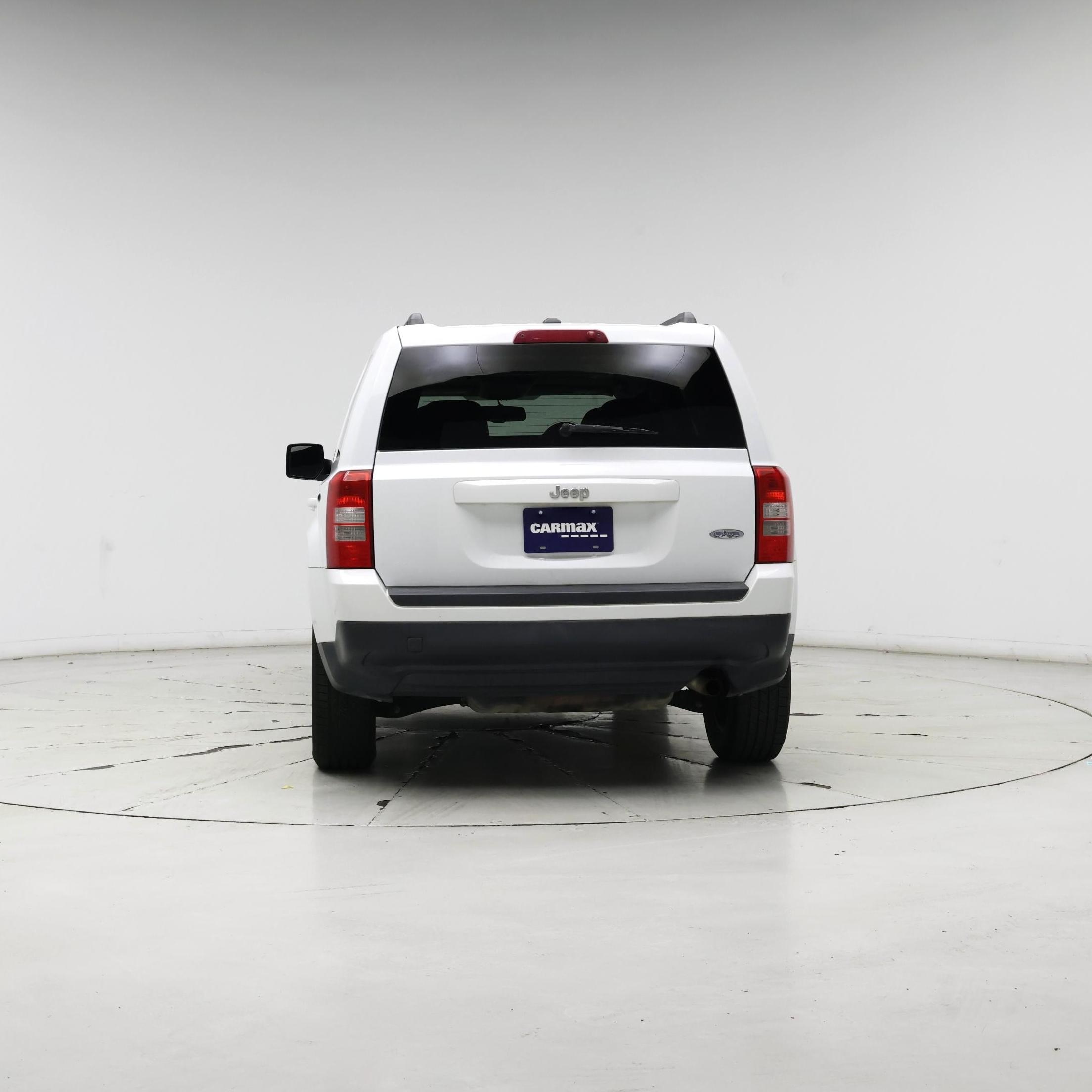 Thumbnail: 2014 Jeep Patriot - 6