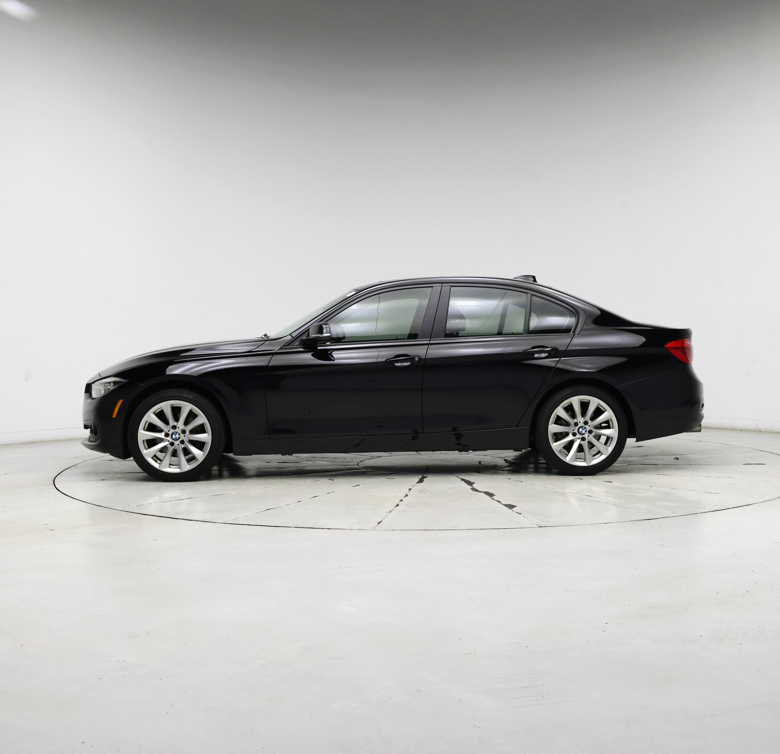 Thumbnail: 2018 BMW 3 Series - 3