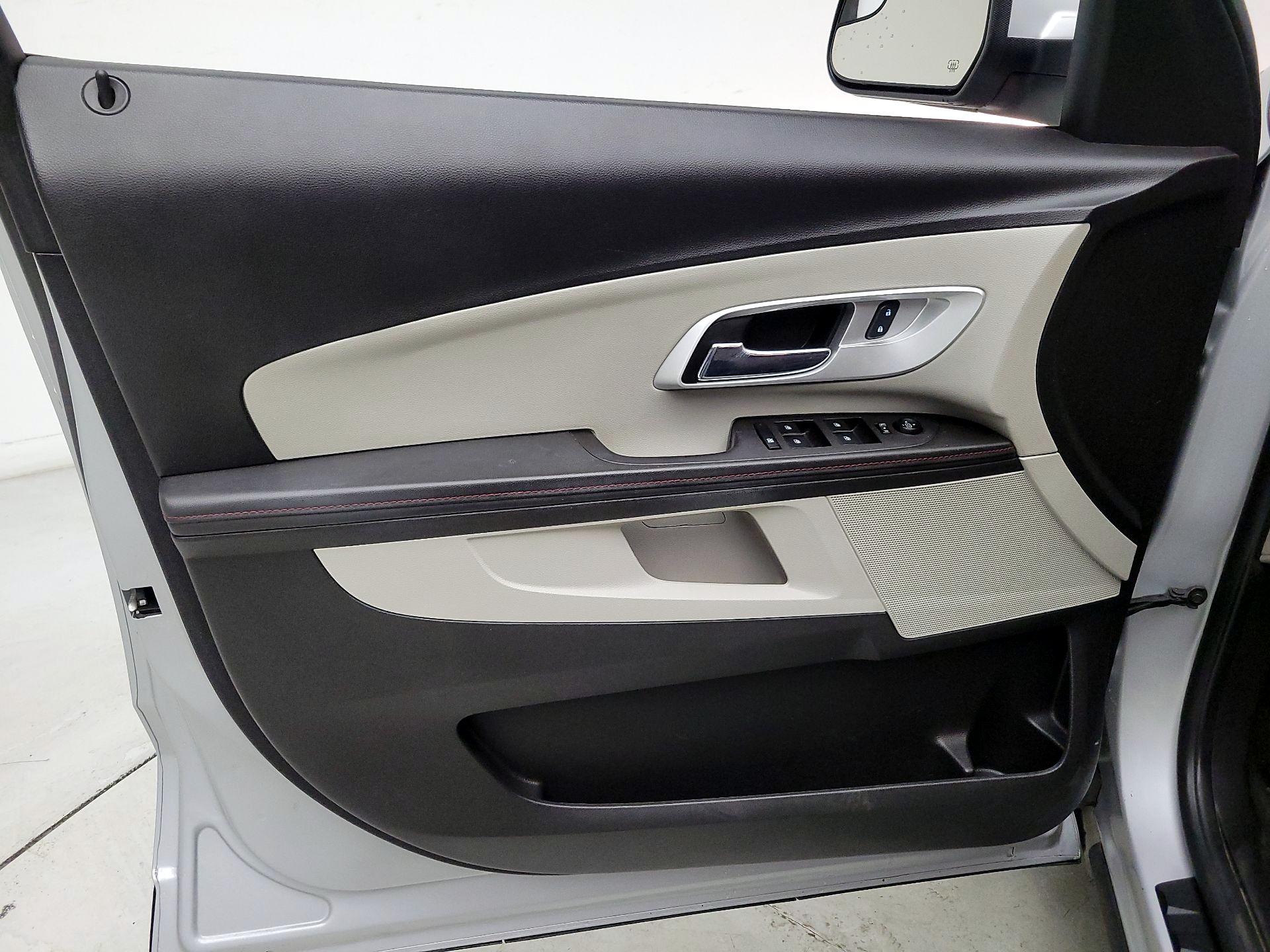 Thumbnail: 2013 Chevrolet Equinox - 12