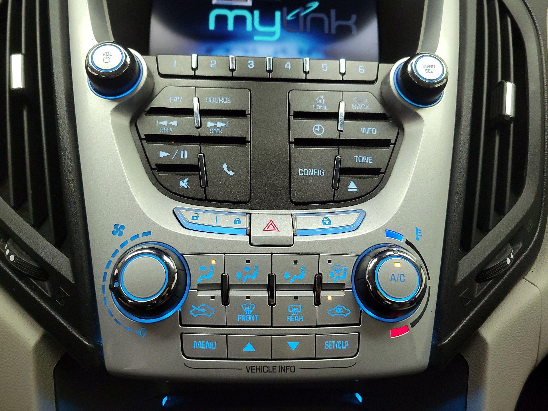 Thumbnail: 2013 Chevrolet Equinox - 16