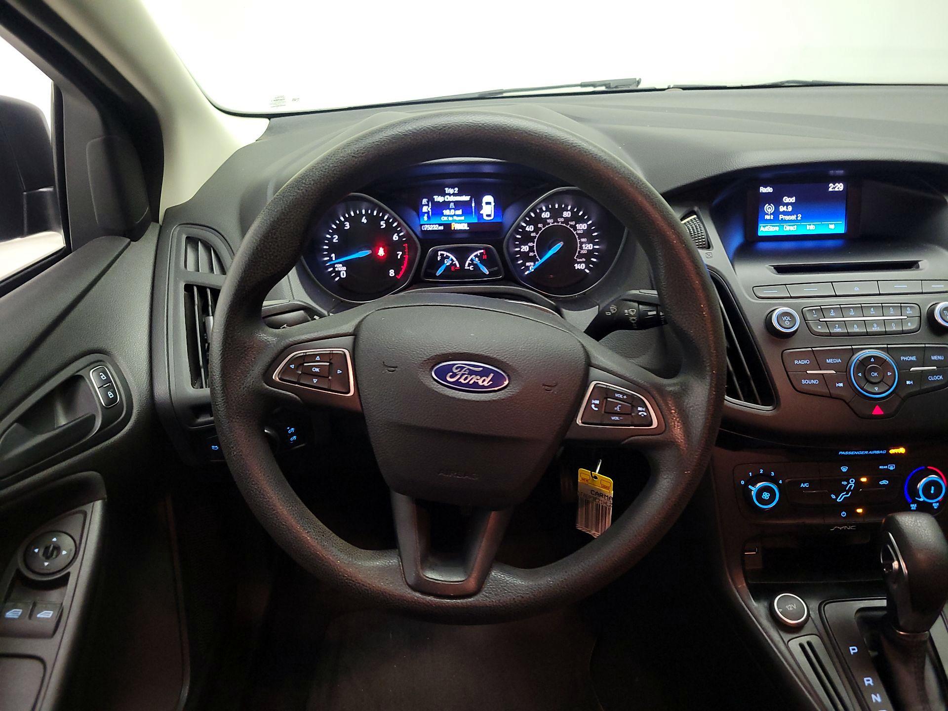 Thumbnail: 2017 Ford Focus - 10