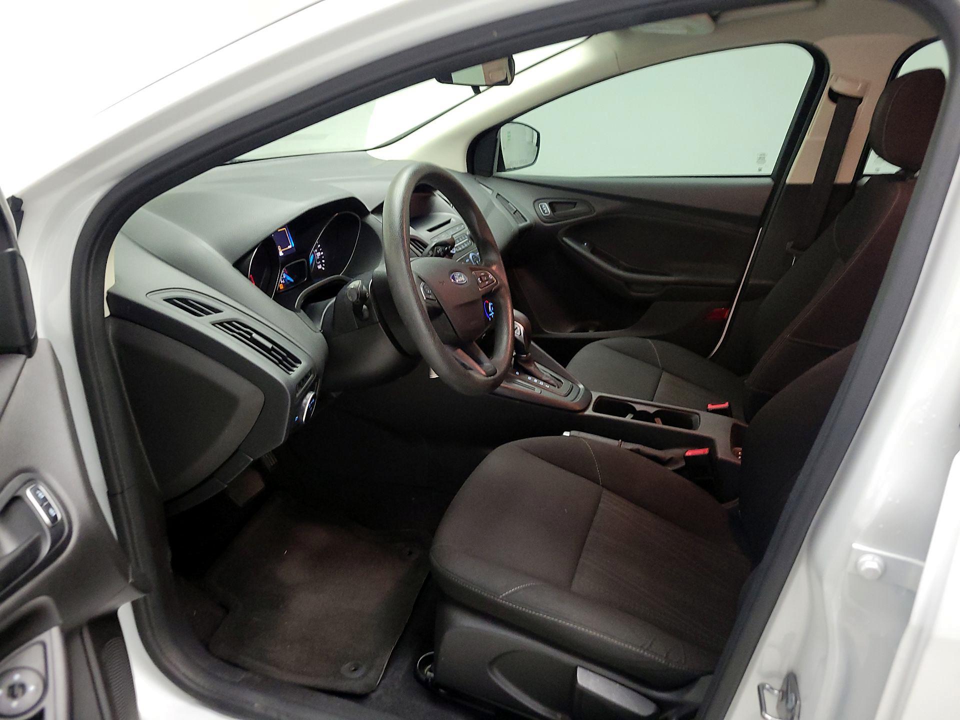 Thumbnail: 2017 Ford Focus - 11