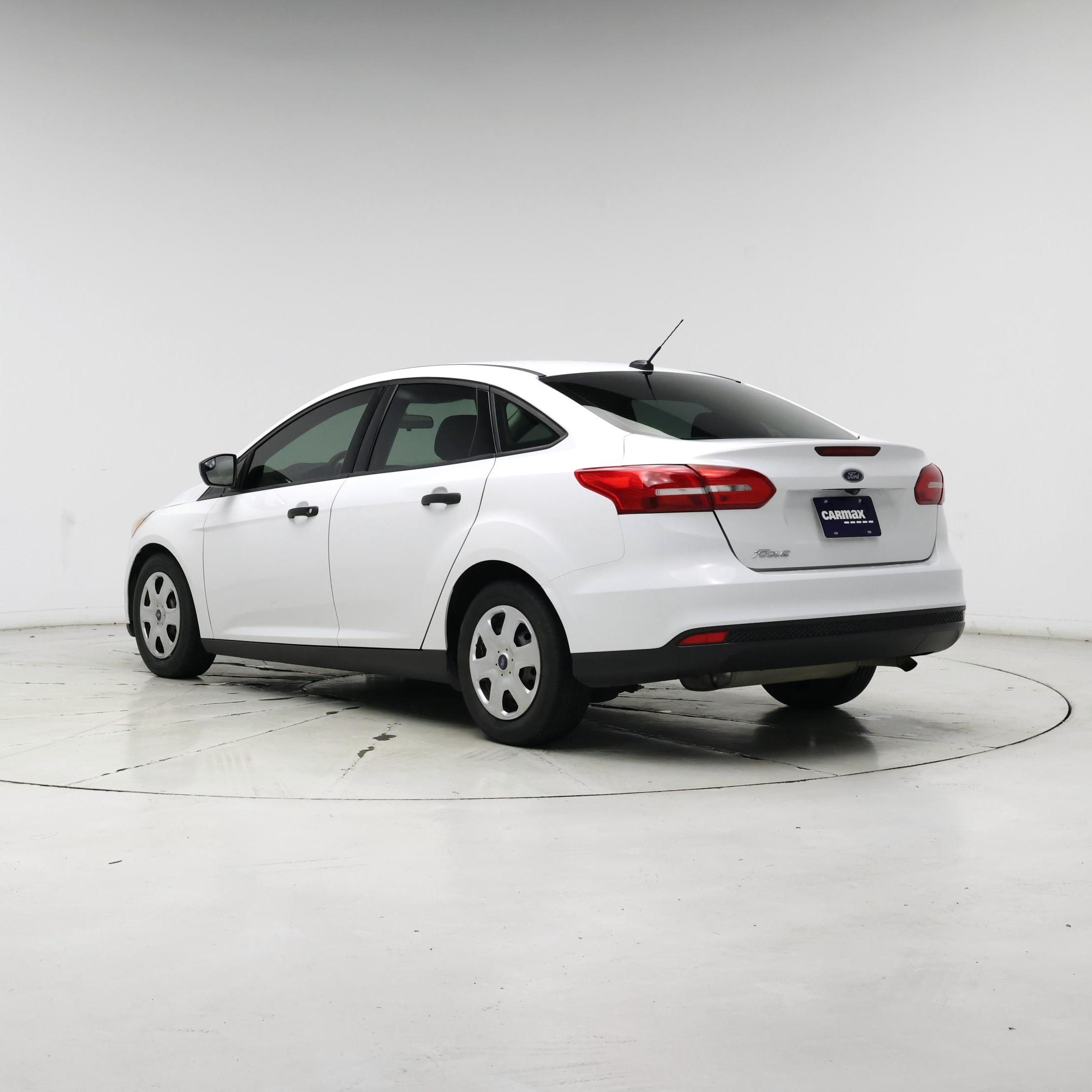 Thumbnail: 2017 Ford Focus - 2
