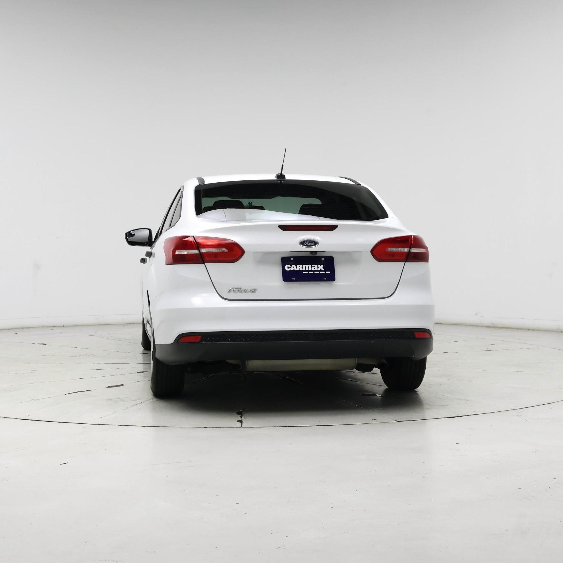 Thumbnail: 2017 Ford Focus - 6