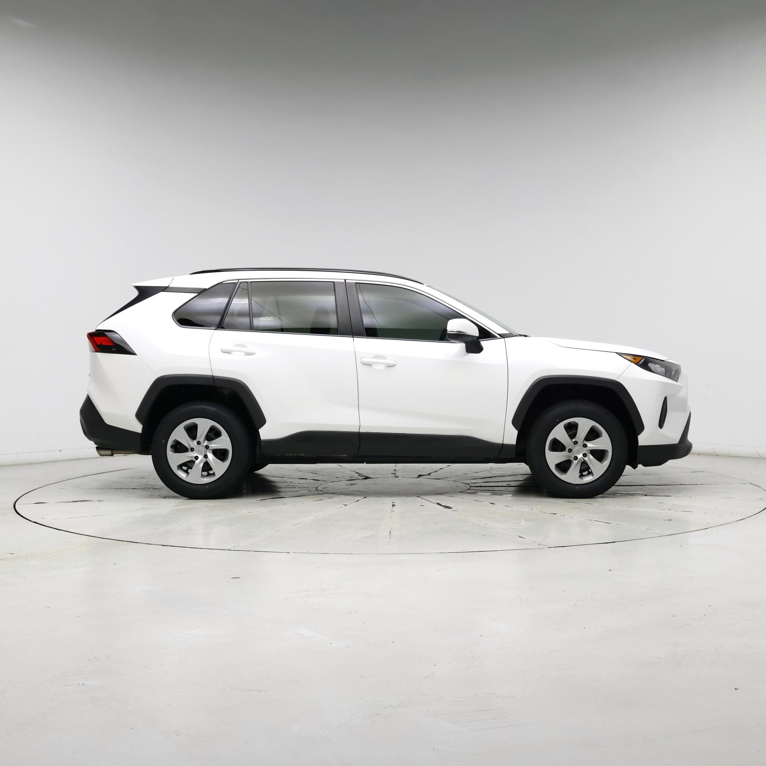 Thumbnail: 2020 Toyota RAV4 - 7