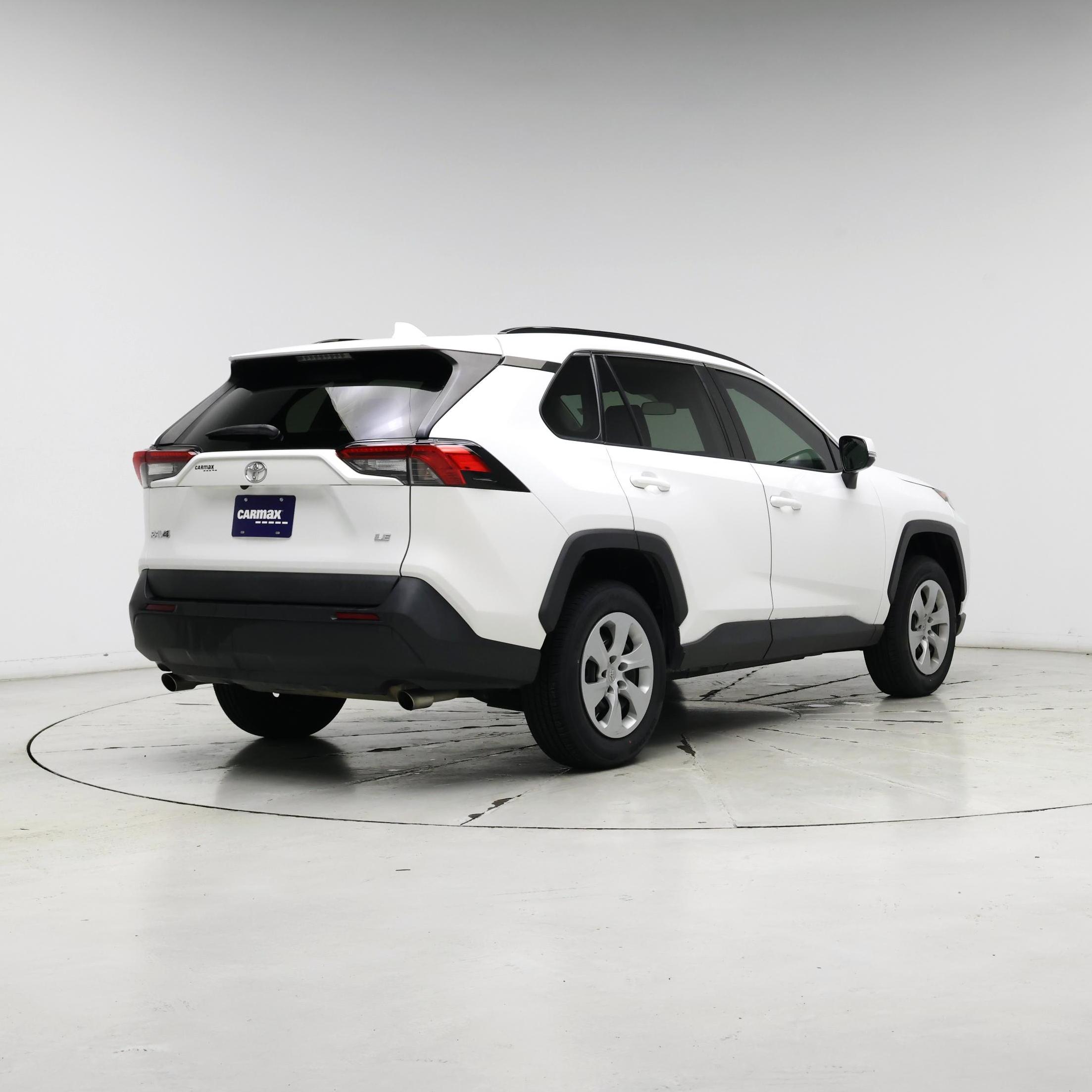 Thumbnail: 2020 Toyota RAV4 - 8