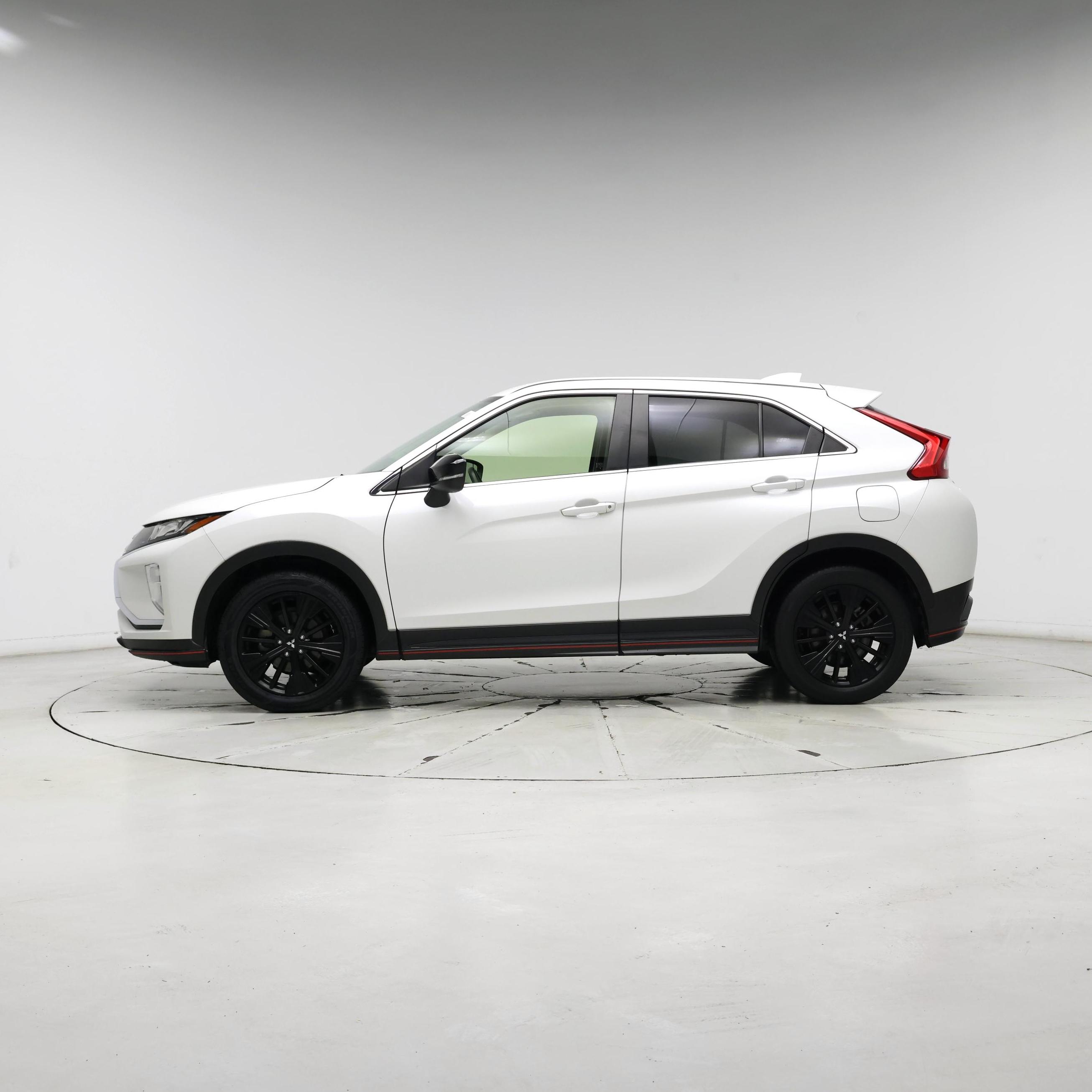Thumbnail: 2020 Mitsubishi Eclipse Cross - 3