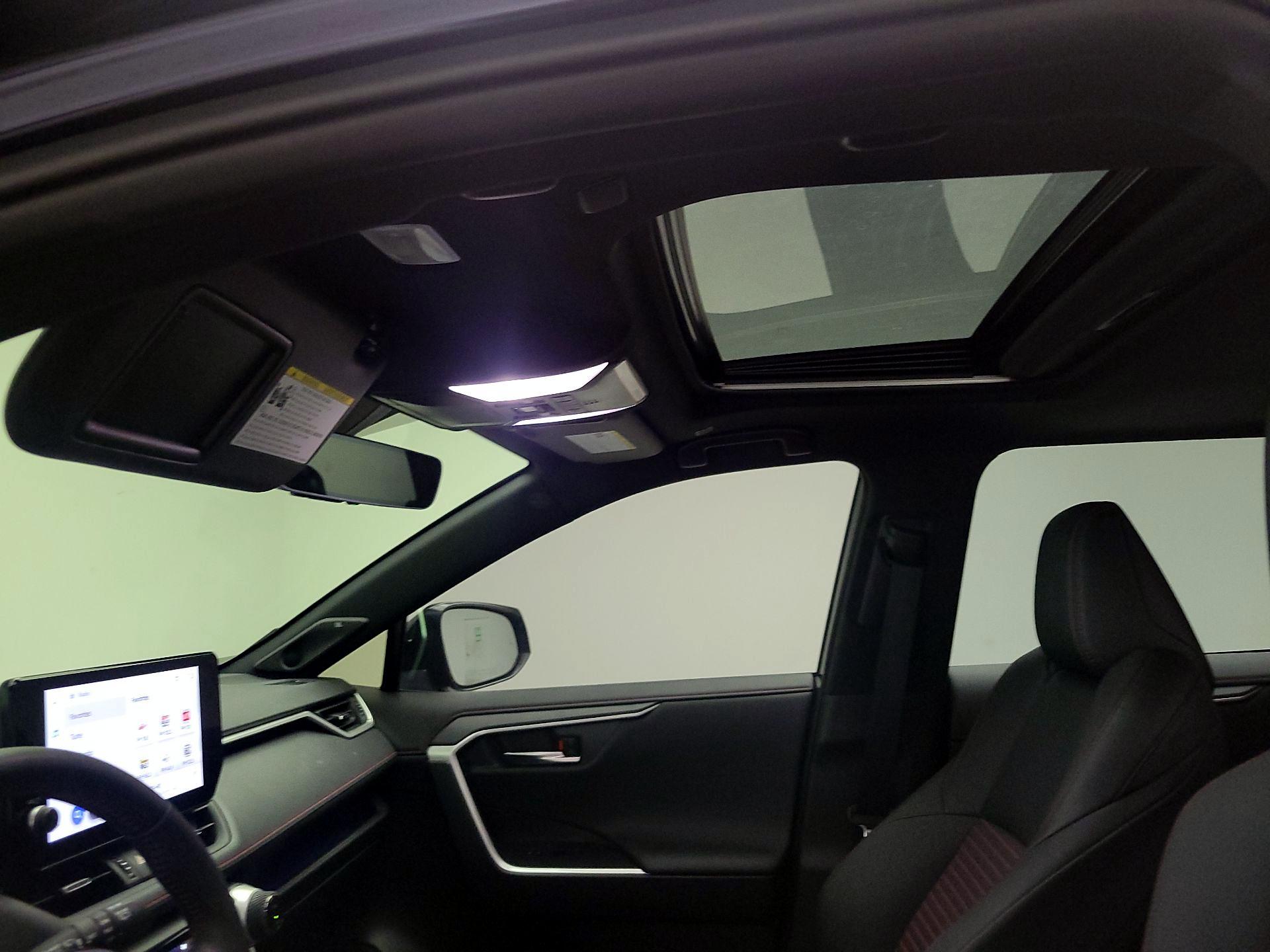 Thumbnail: 2024 Toyota RAV4 - 19