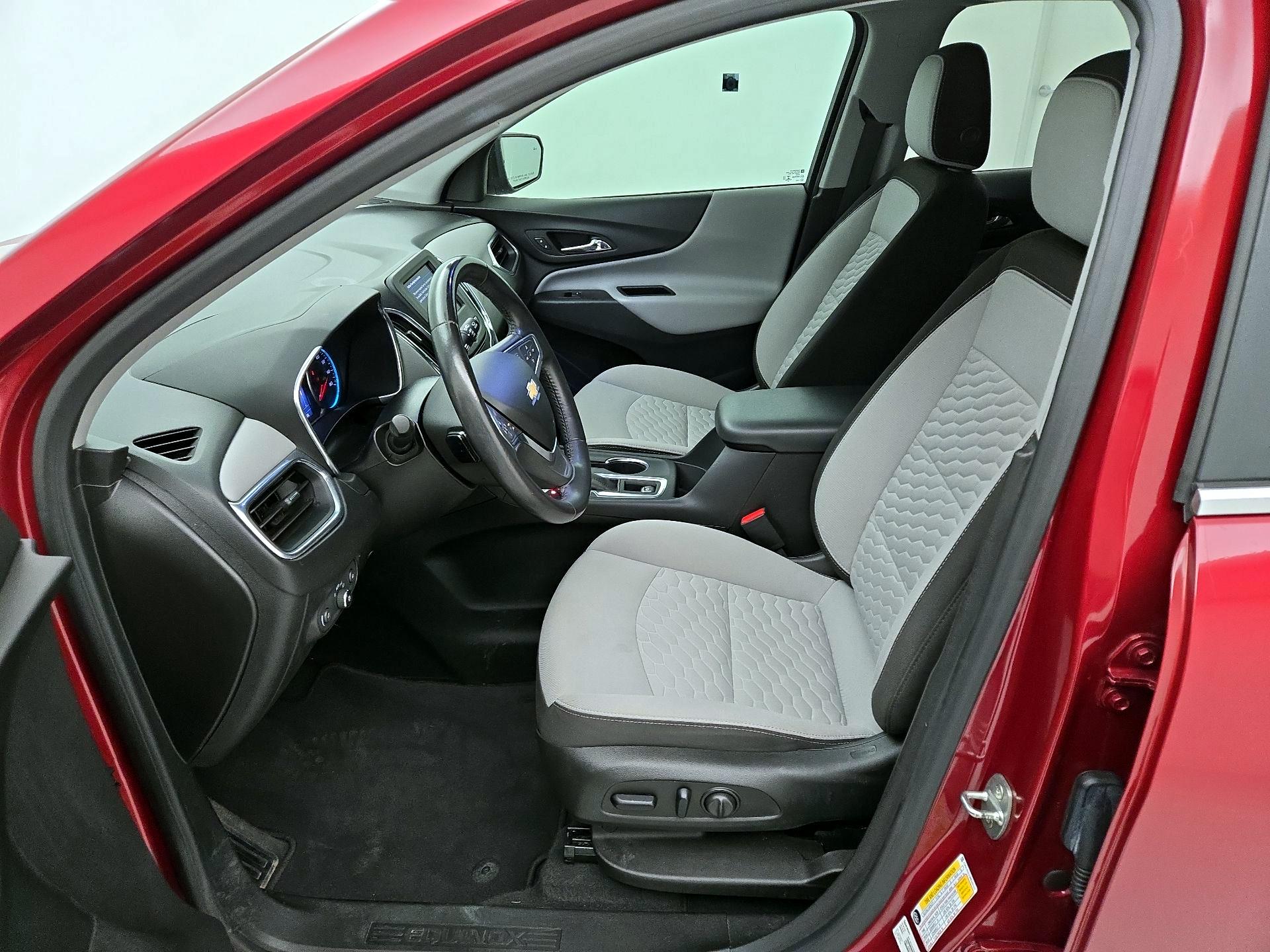 Thumbnail: 2021 Chevrolet Equinox - 11