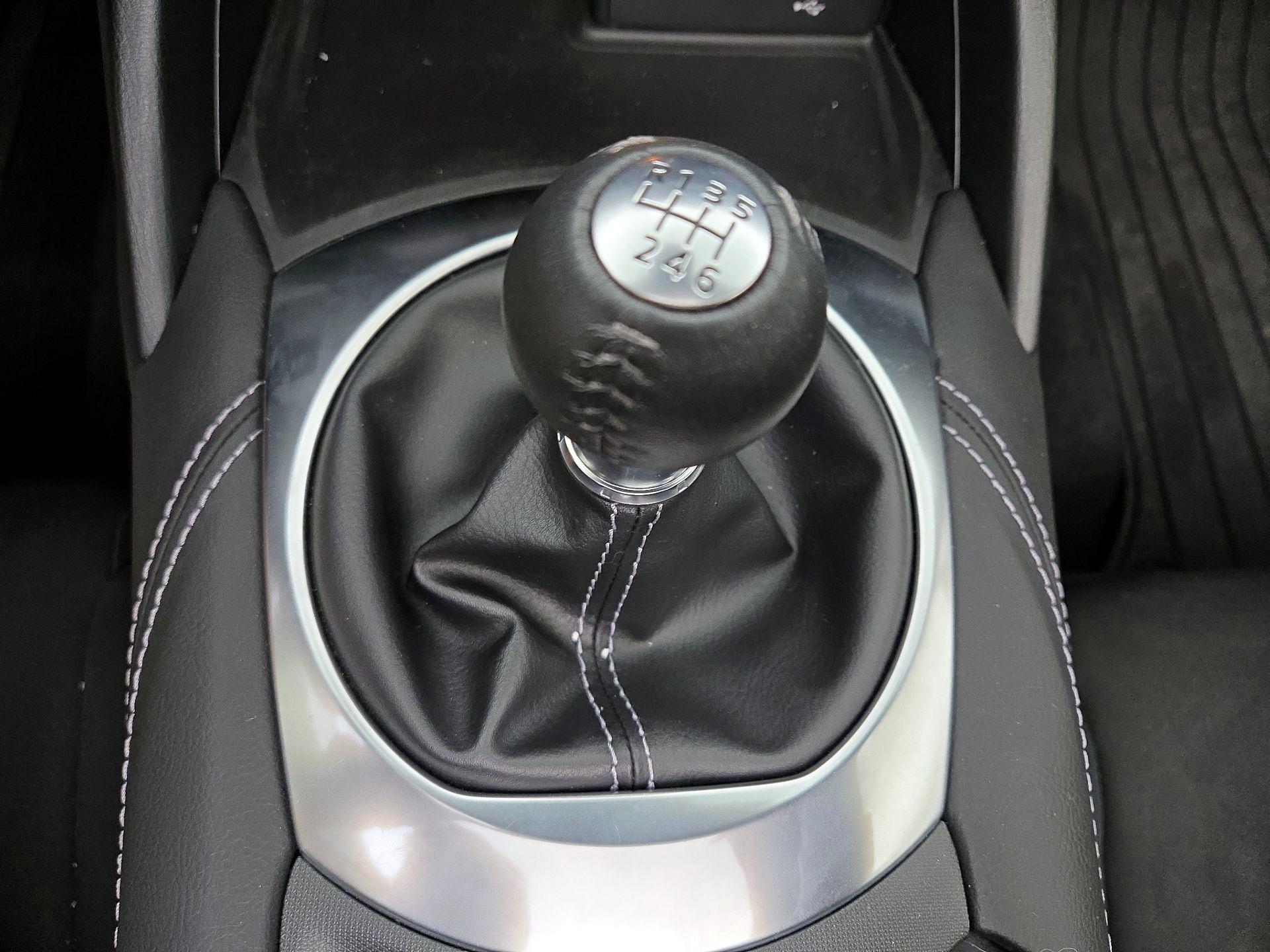 Thumbnail: 2024 Mazda MX-5 Miata - 17