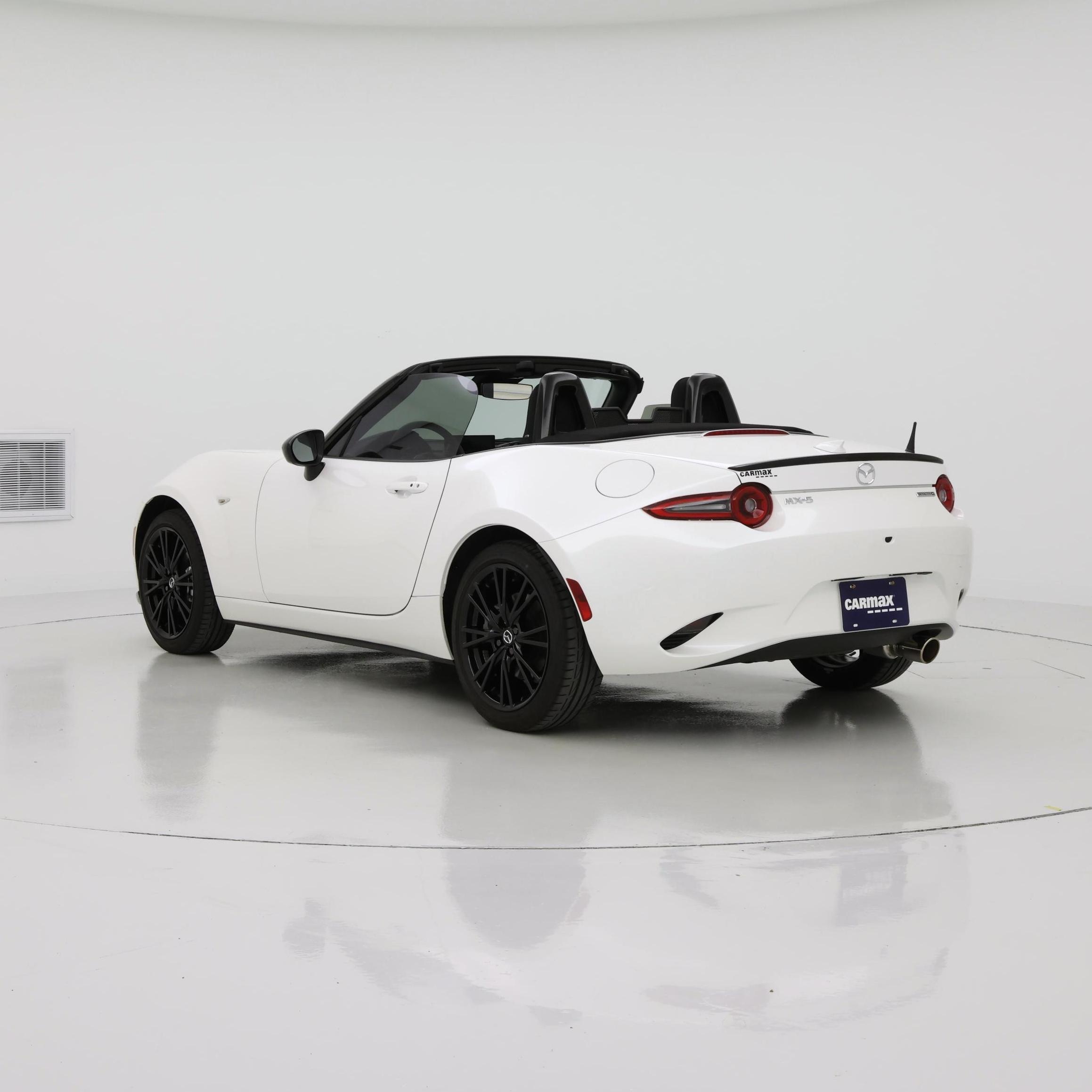 Thumbnail: 2024 Mazda MX-5 Miata - 2