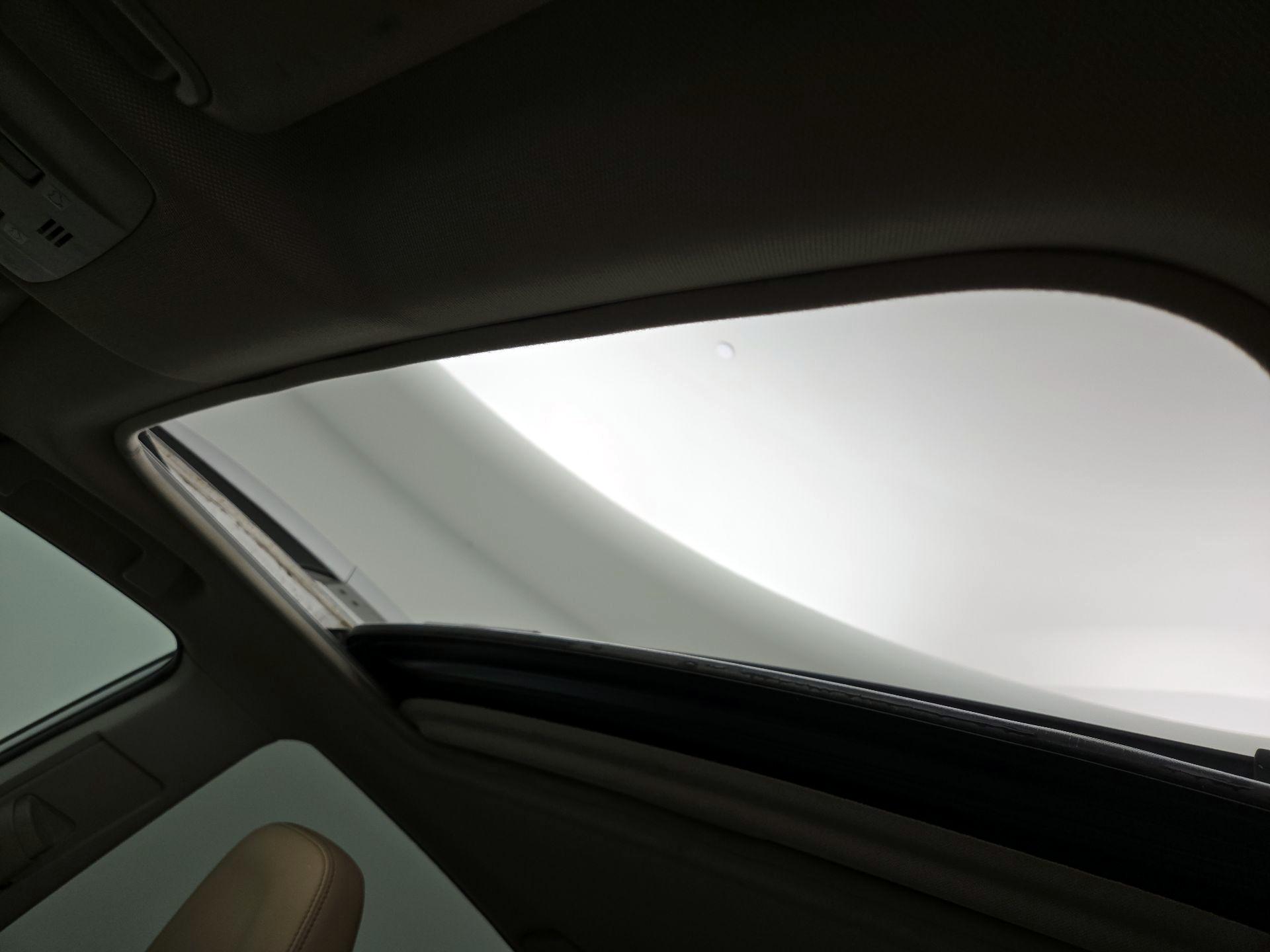 Thumbnail: 2013 Toyota RAV4 - 19