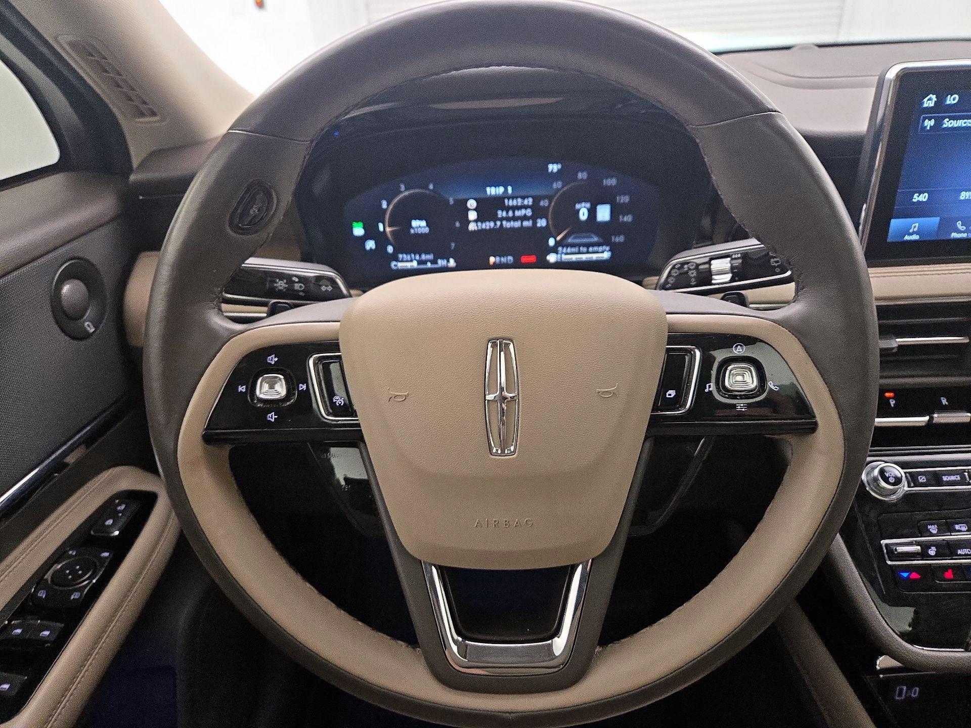 Thumbnail: 2021 Lincoln Corsair - 10