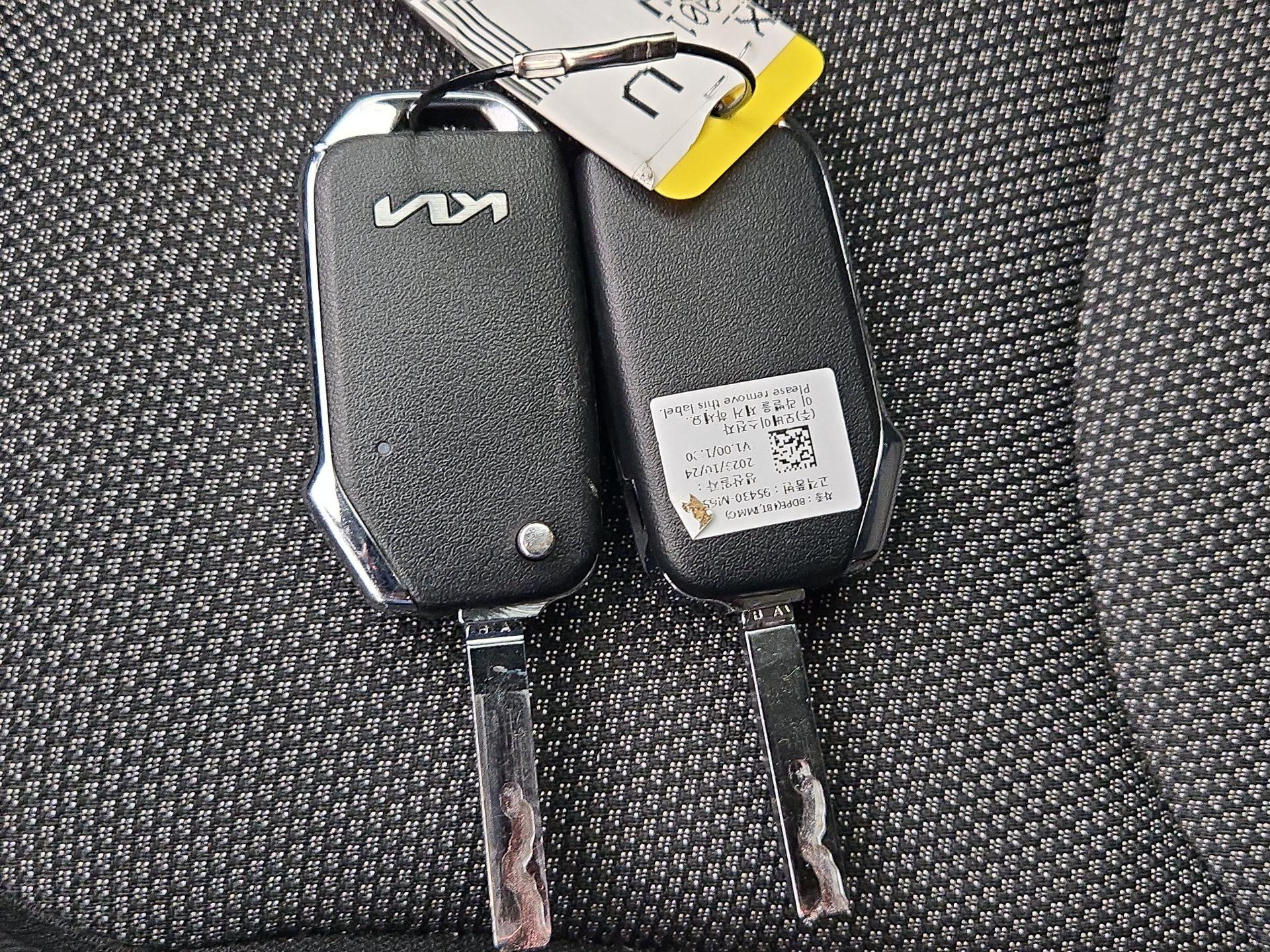 Thumbnail: 2024 Kia Forte - 20