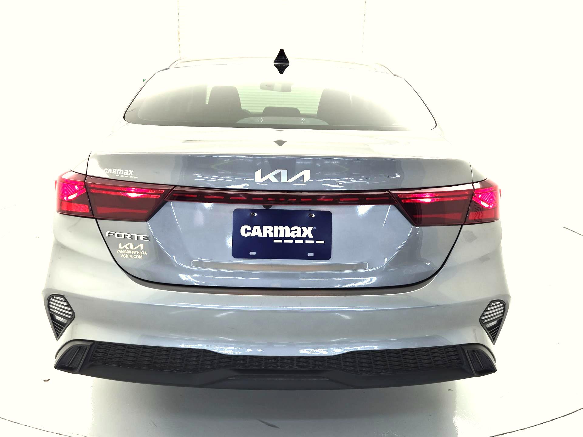 Thumbnail: 2024 Kia Forte - 6