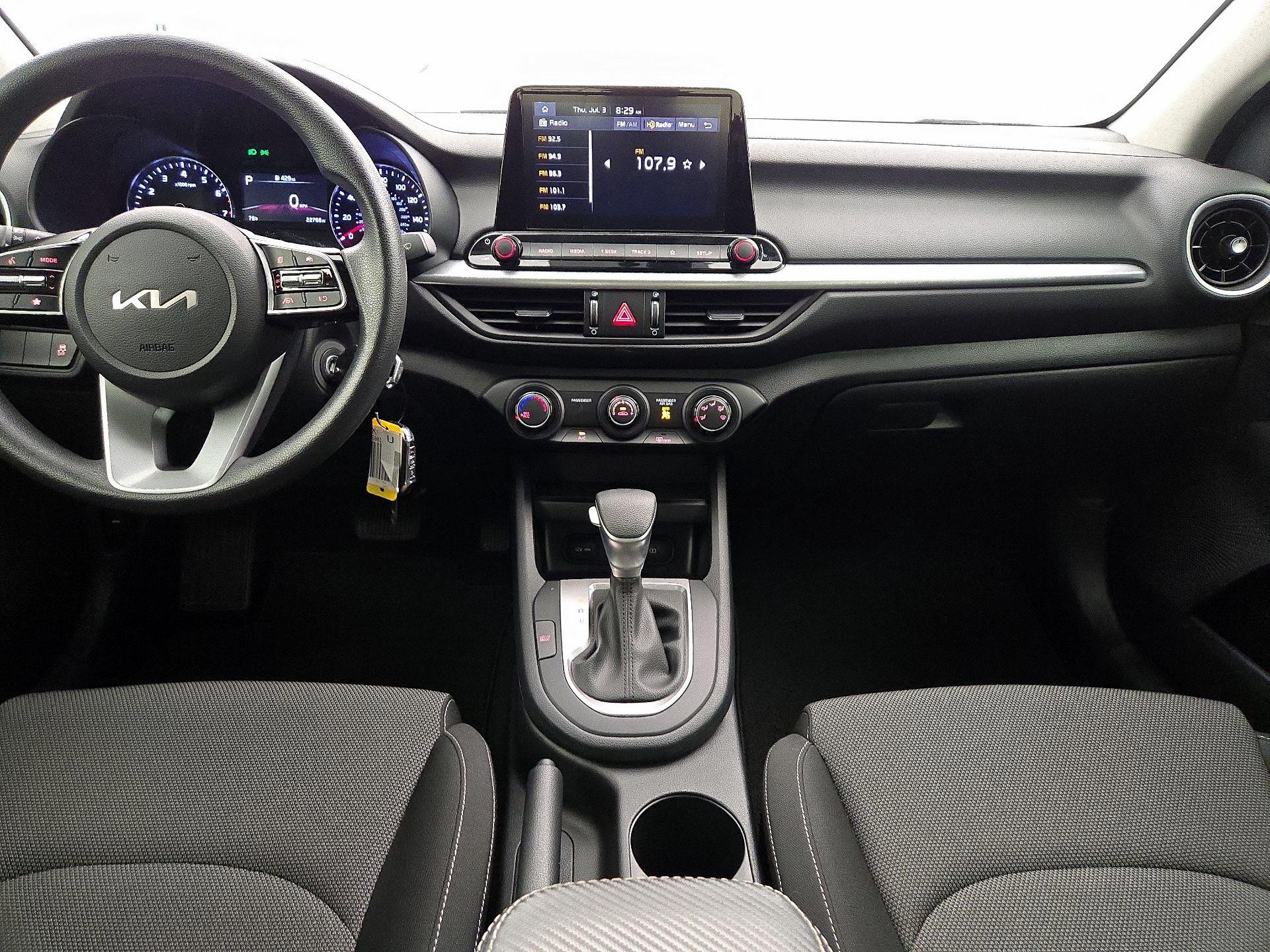 Thumbnail: 2024 Kia Forte - 8
