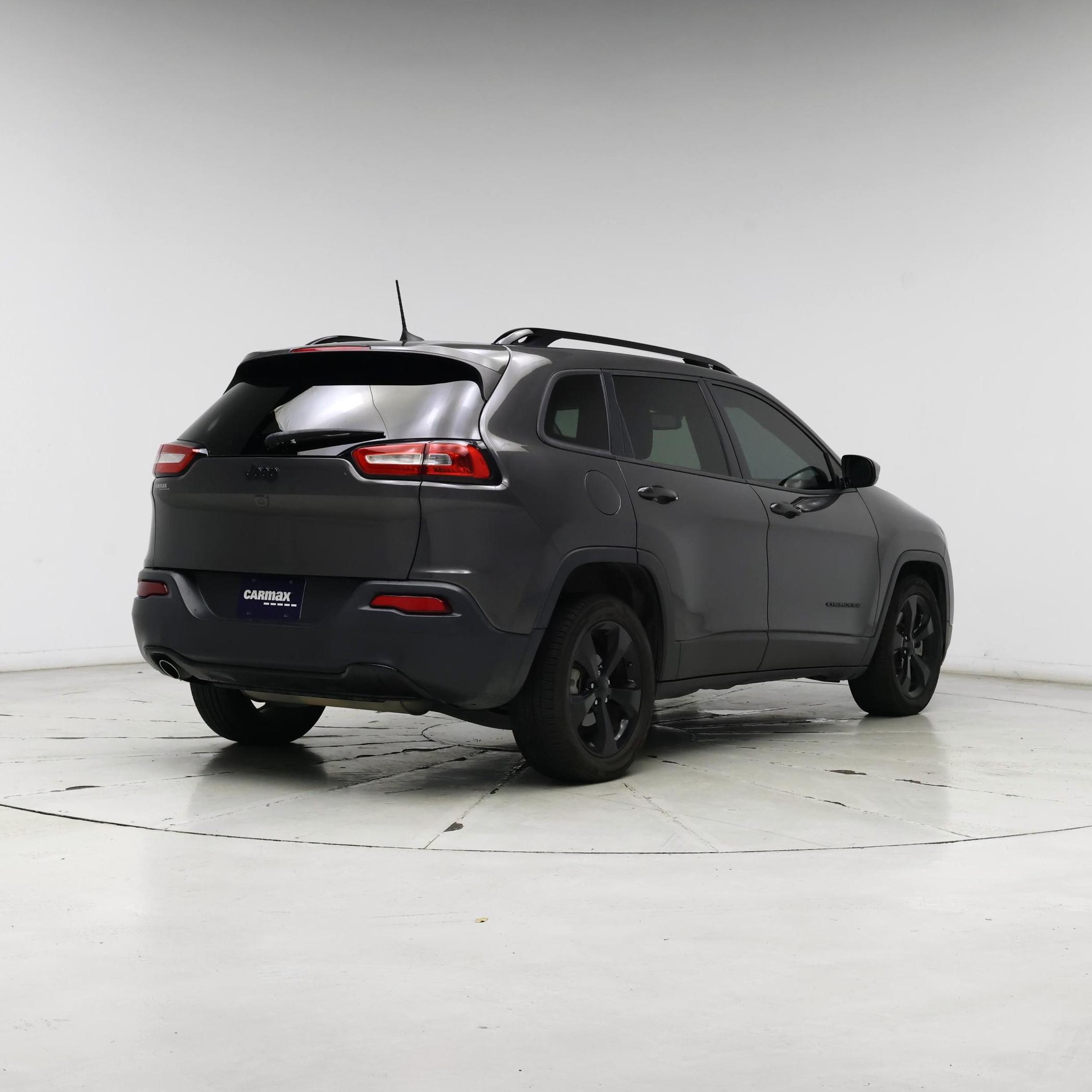 Thumbnail: 2018 Jeep Cherokee - 8
