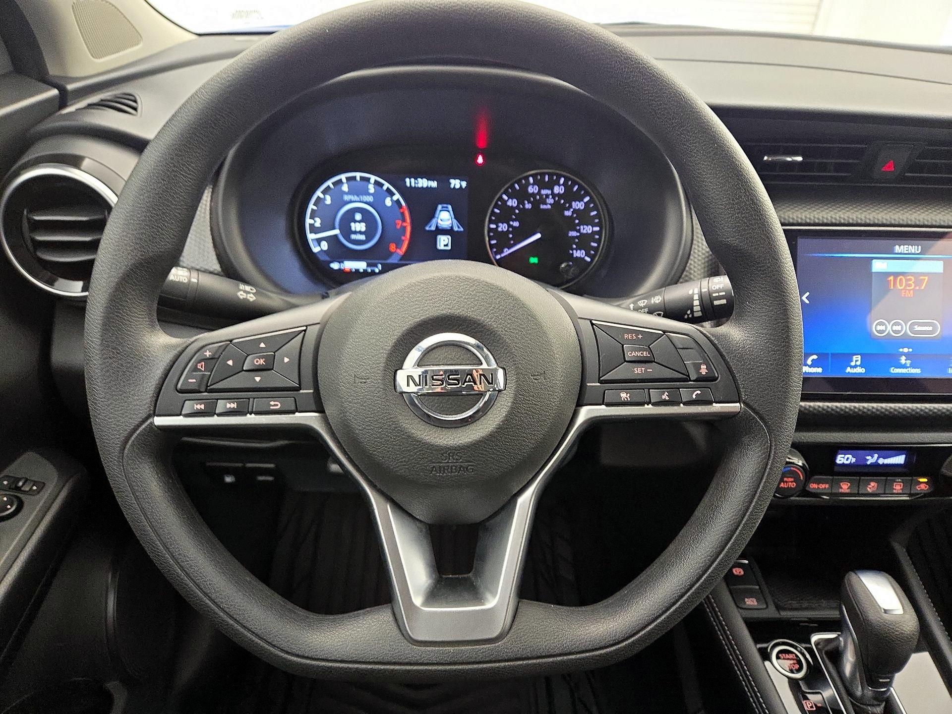 Thumbnail: 2021 Nissan Kicks - 10