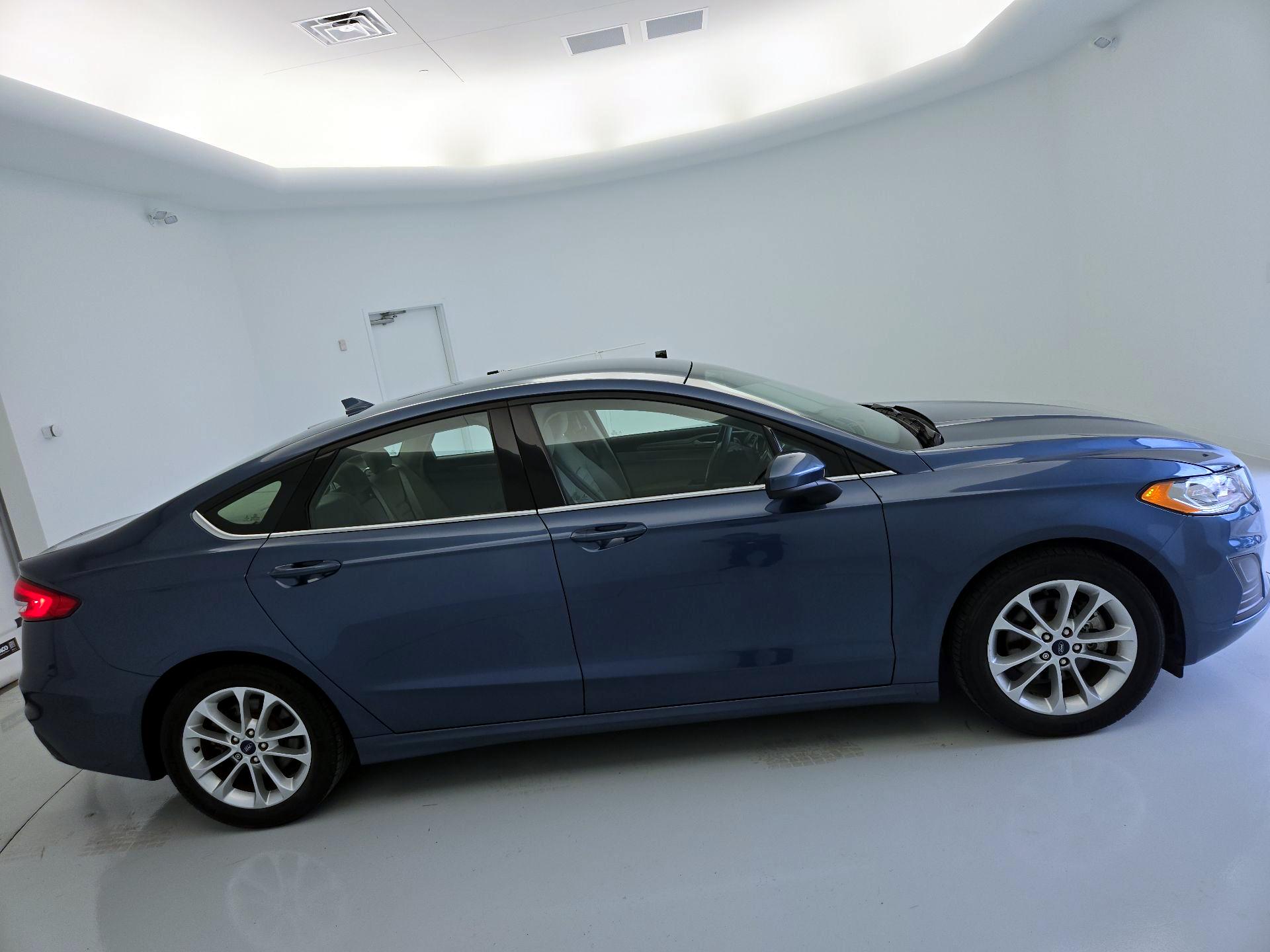 Thumbnail: 2019 Ford Fusion - 4